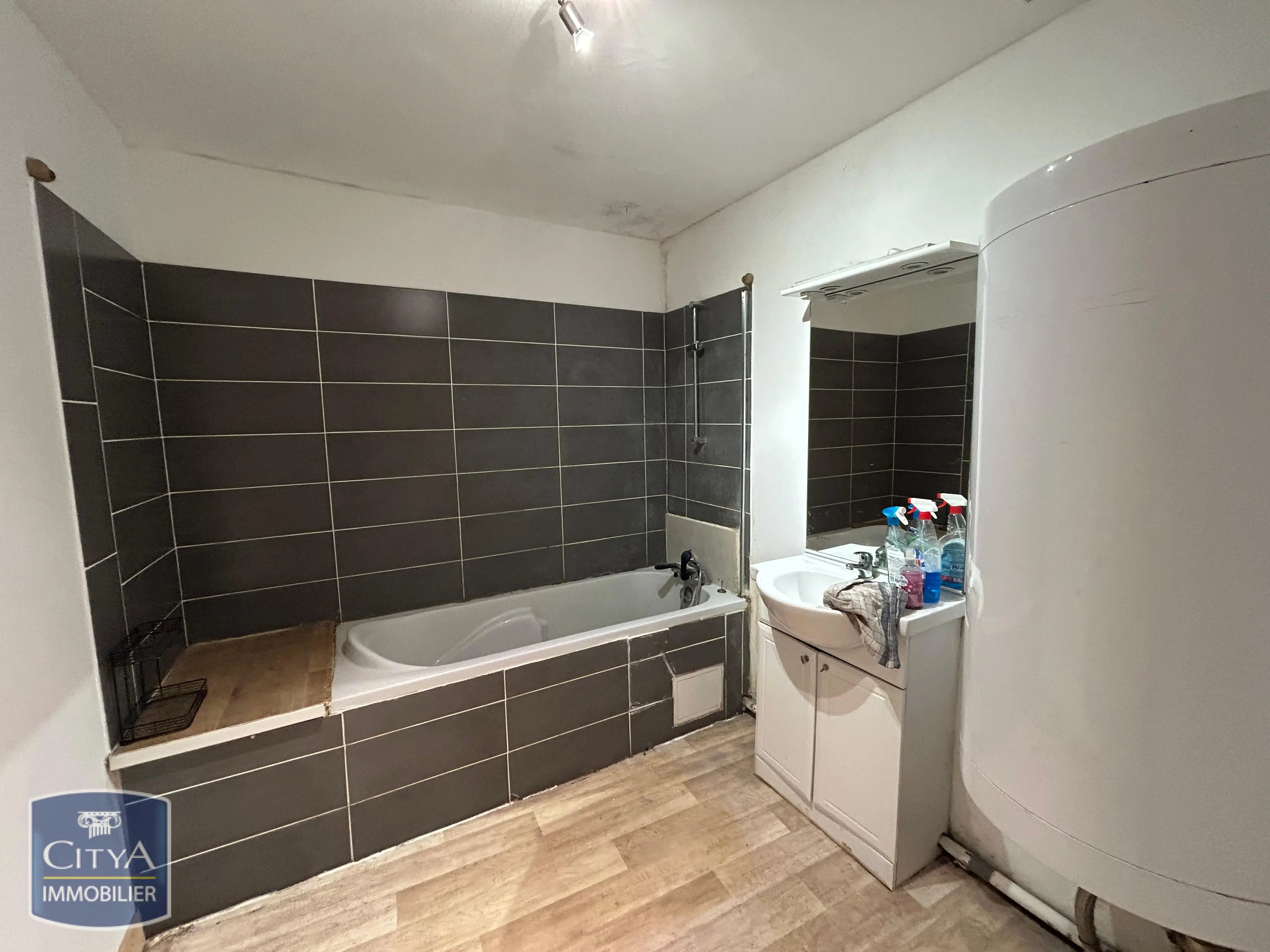 Maison 6 pièces à Tournon-Saint-Martin — photo 10