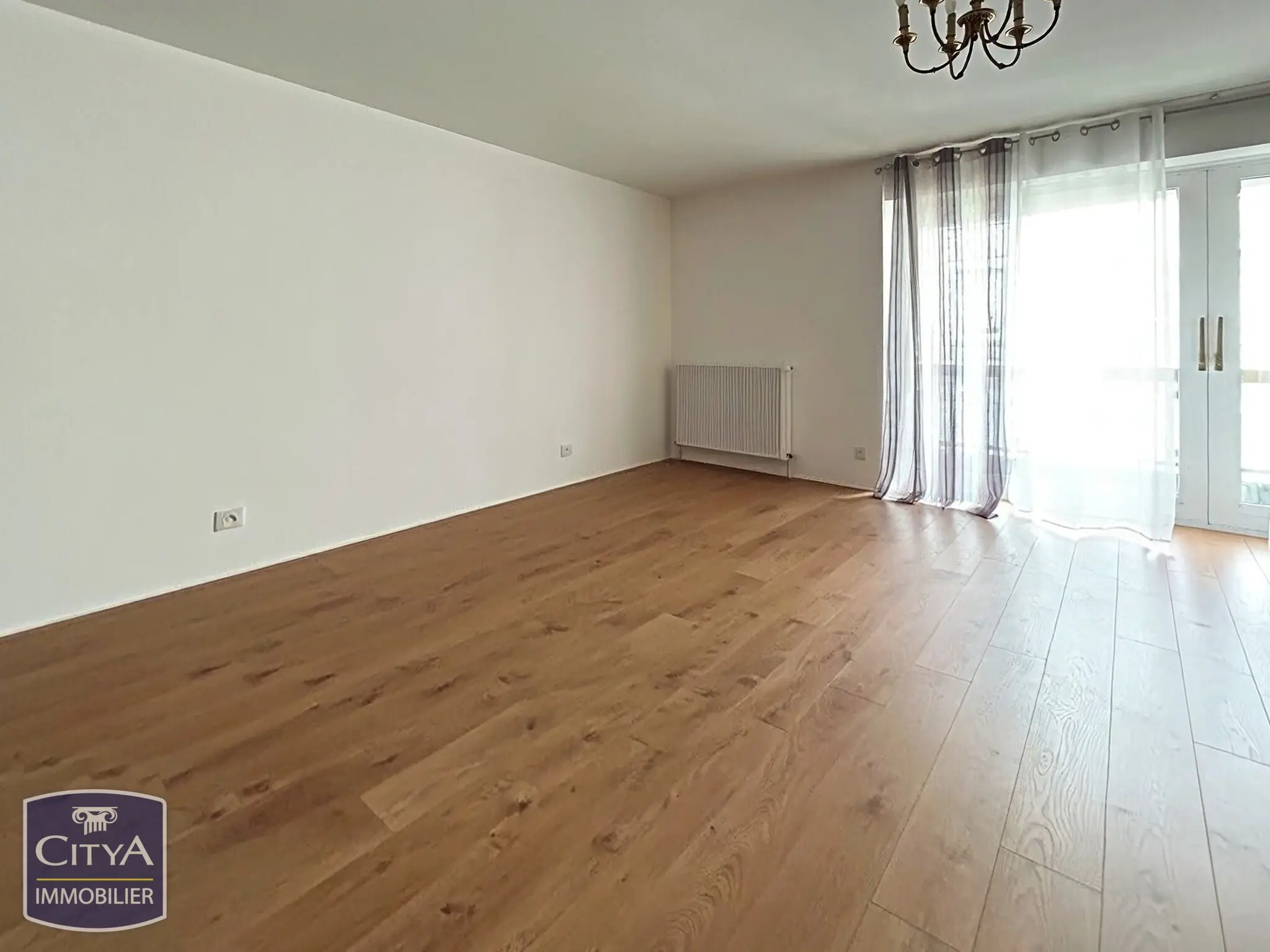 Appartement 5 pièces à Châteauroux — photo 3