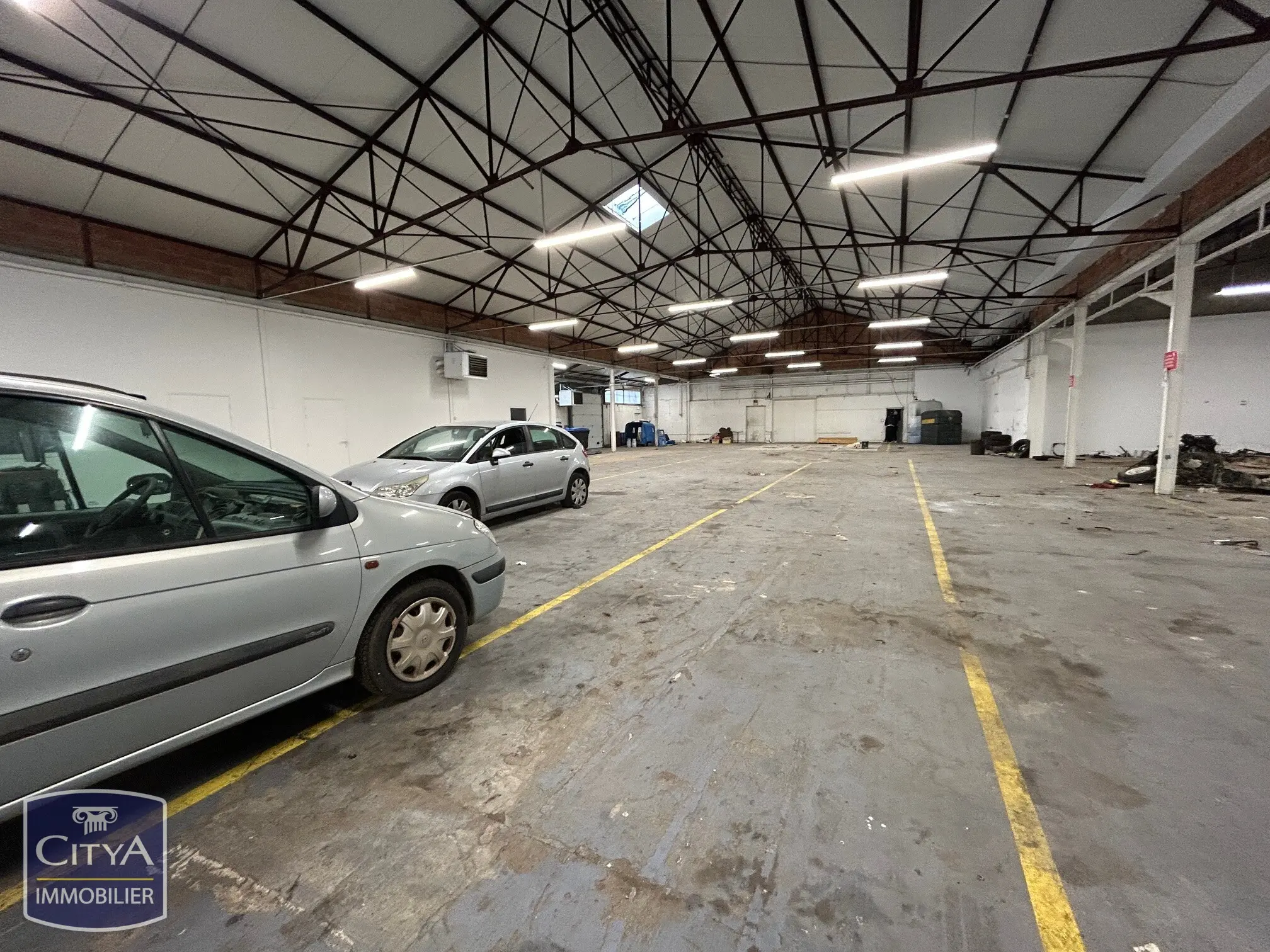 Local professionnel à Châteauroux — photo 4