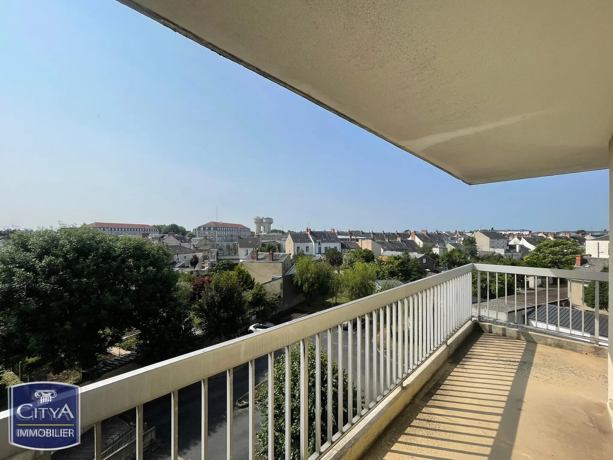 Appartement 3 pièces à Châteauroux — photo 2