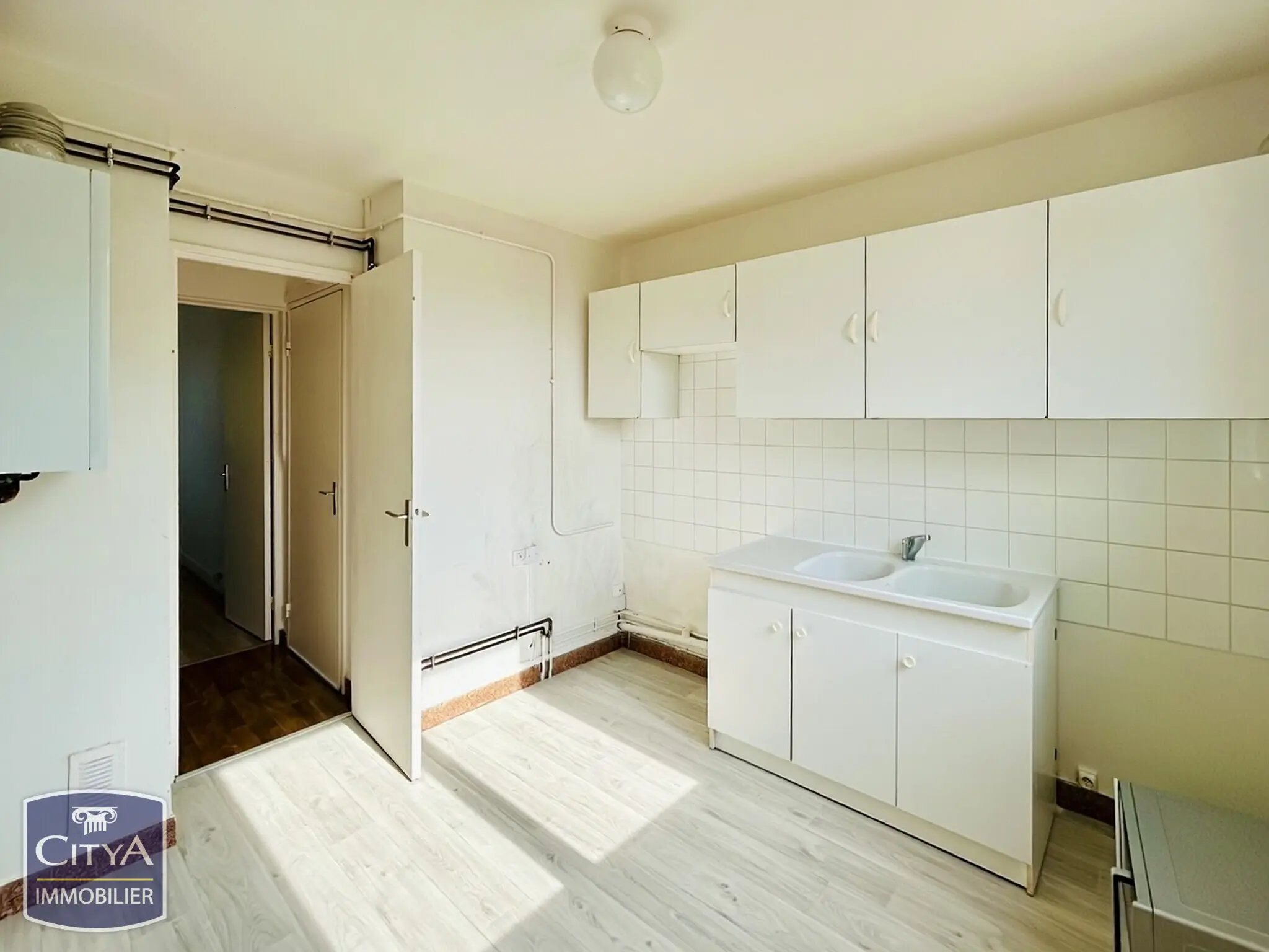 Appartement 4 pièces à Châteauroux — photo 4