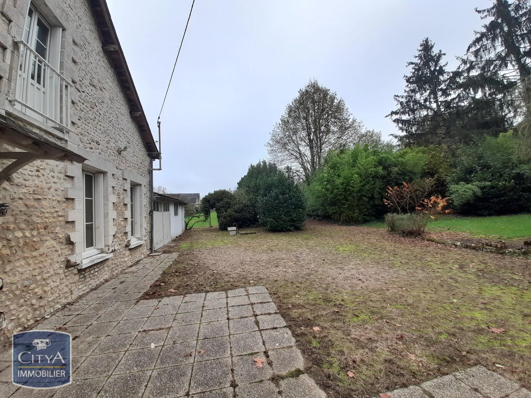 Maison 6 pièces à Tournon-Saint-Martin — photo 3