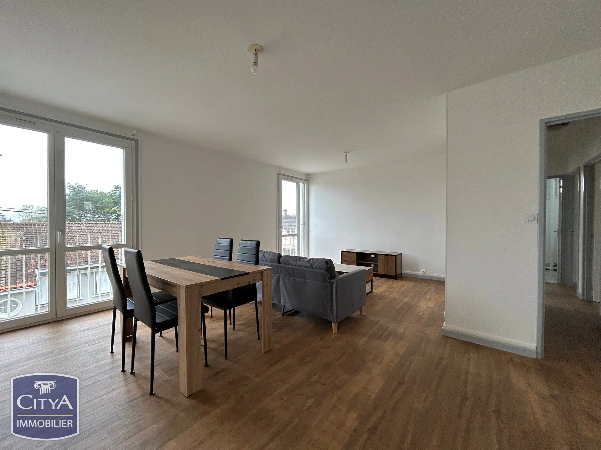 Appartement 4 pièces à Châteauroux — photo 2