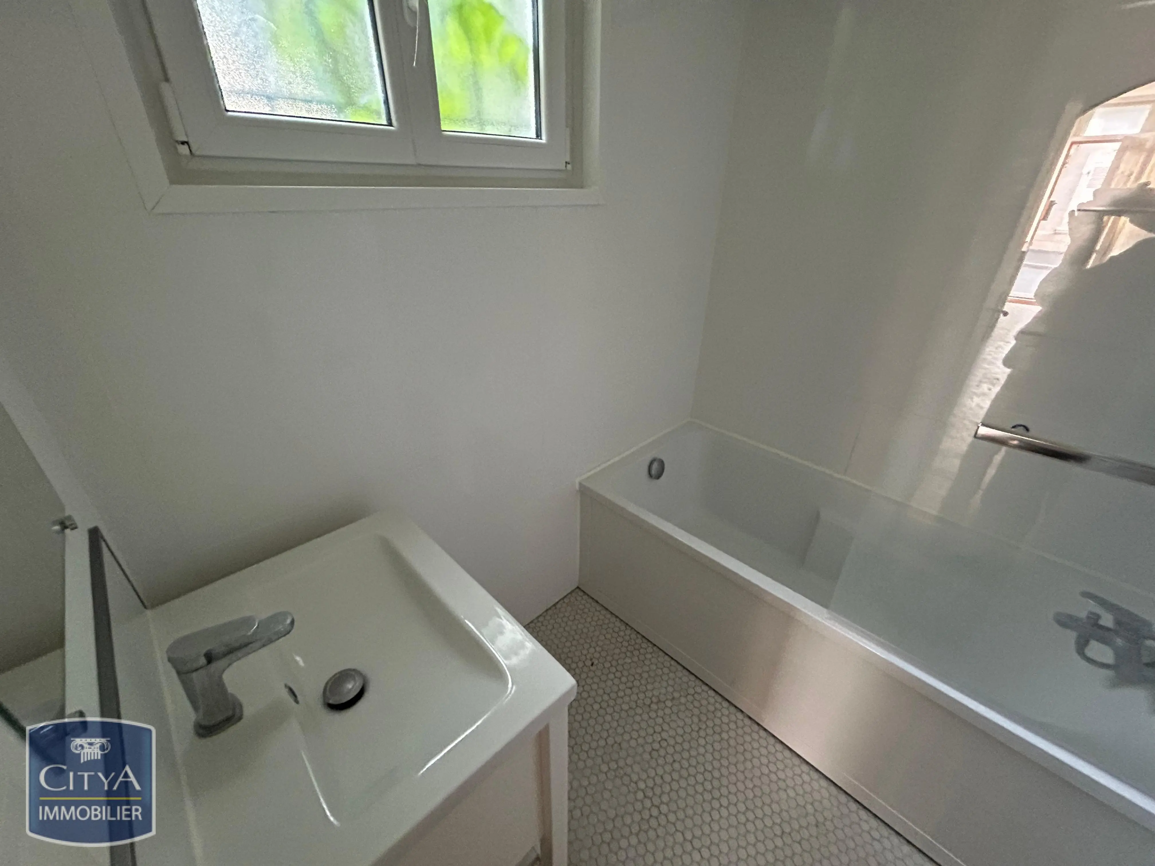 Maison 5 pièces à Le Blanc — photo 9