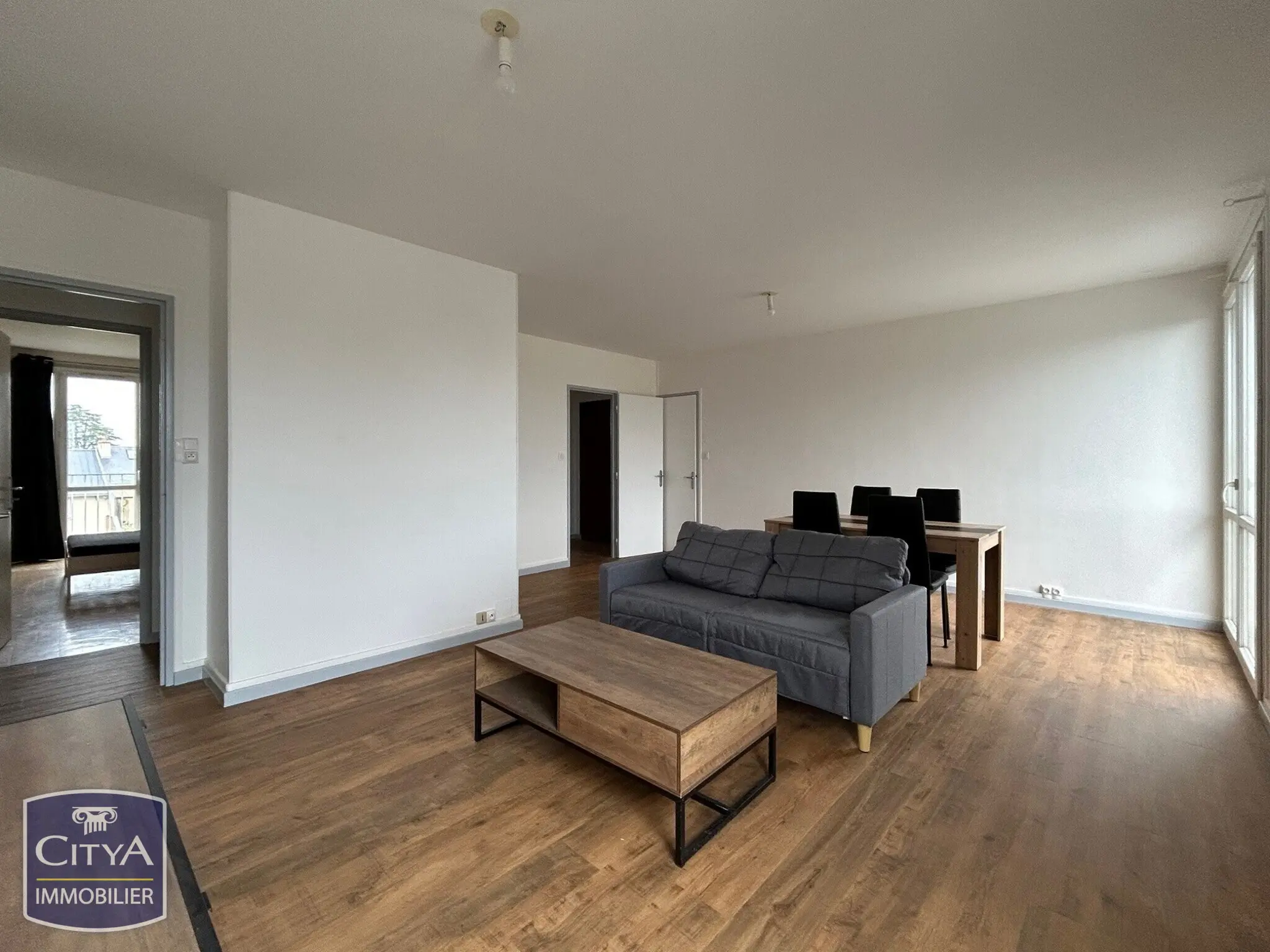 Appartement 4 pièces à Châteauroux — photo 3