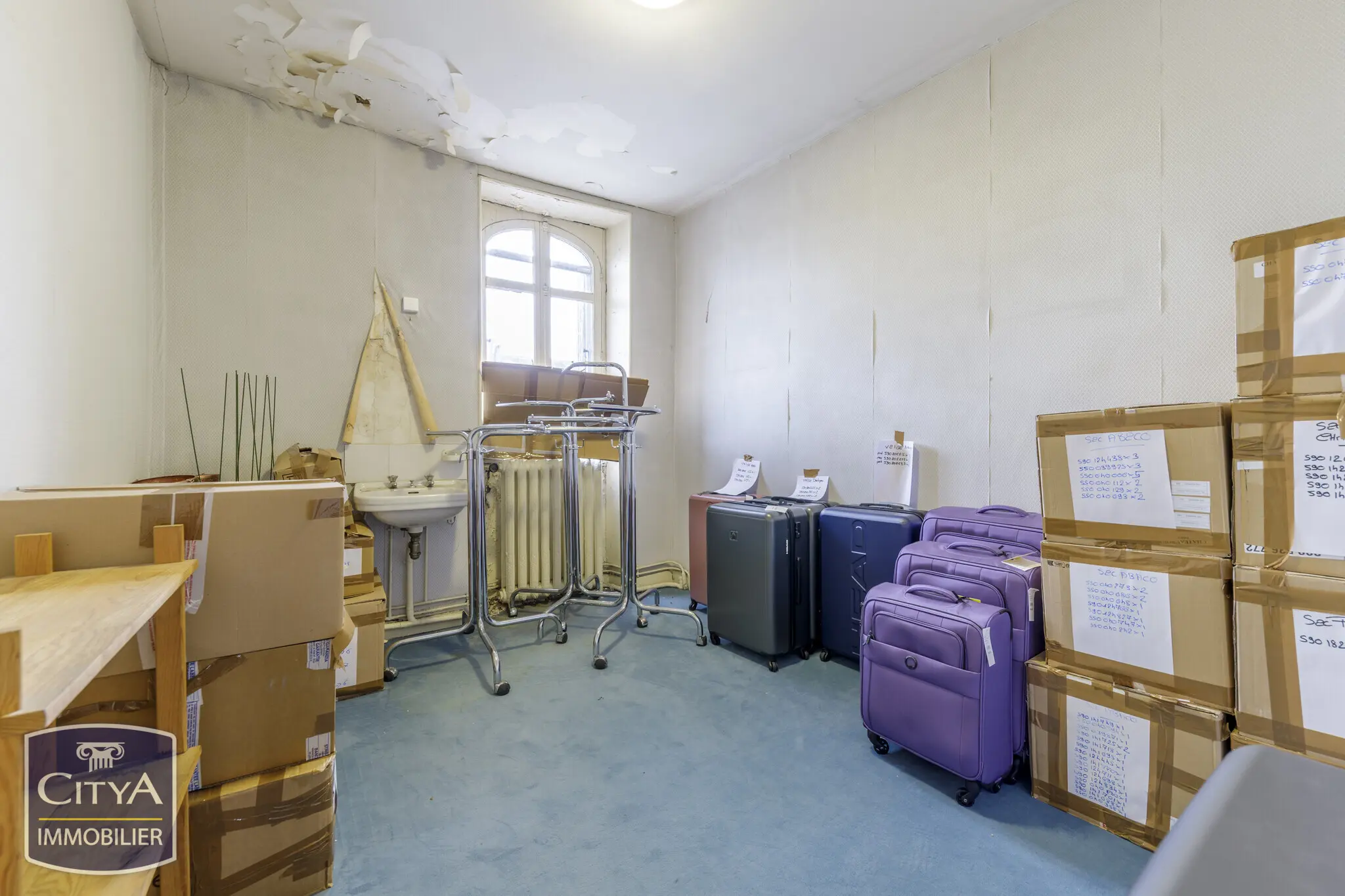 Immeuble à Châteauroux — photo 11