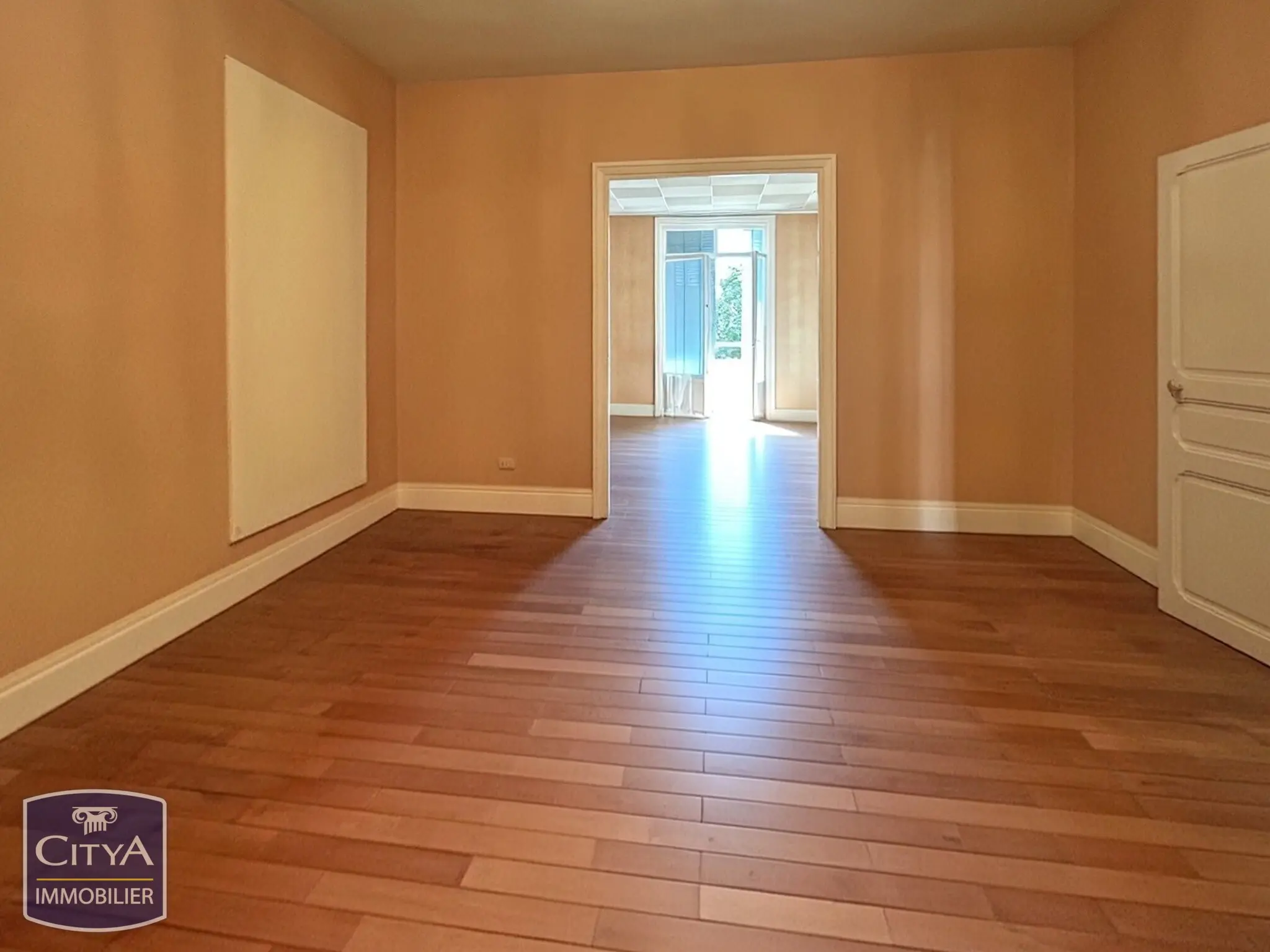 Maison 7 pièces à Châteauroux — photo 2