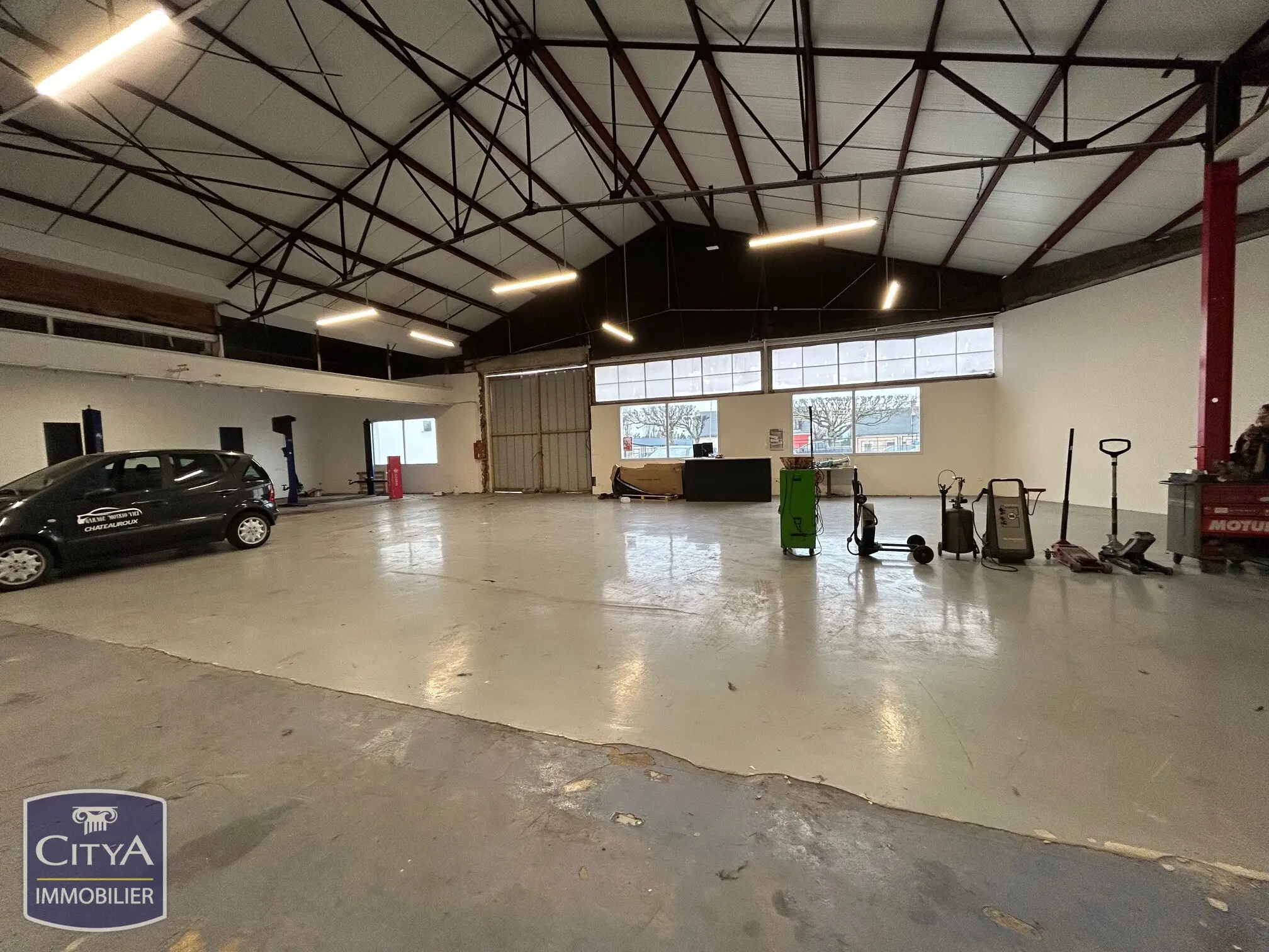 Local professionnel à Châteauroux — photo 5