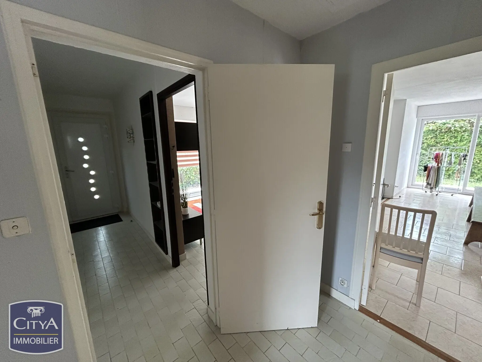 Maison 7 pièces à Pouligny-Saint-Pierre — photo 17