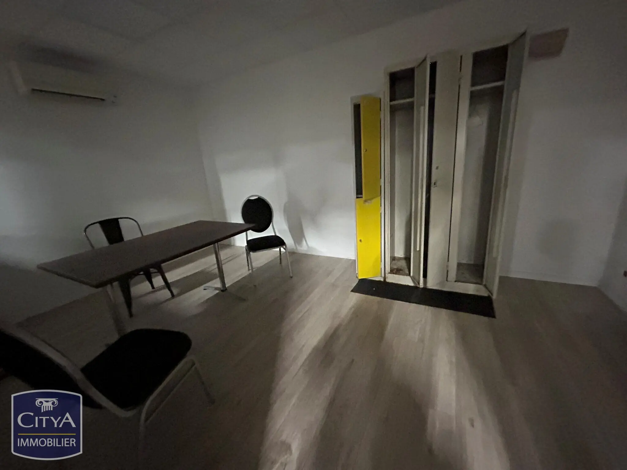 Local professionnel à Châteauroux — photo 15