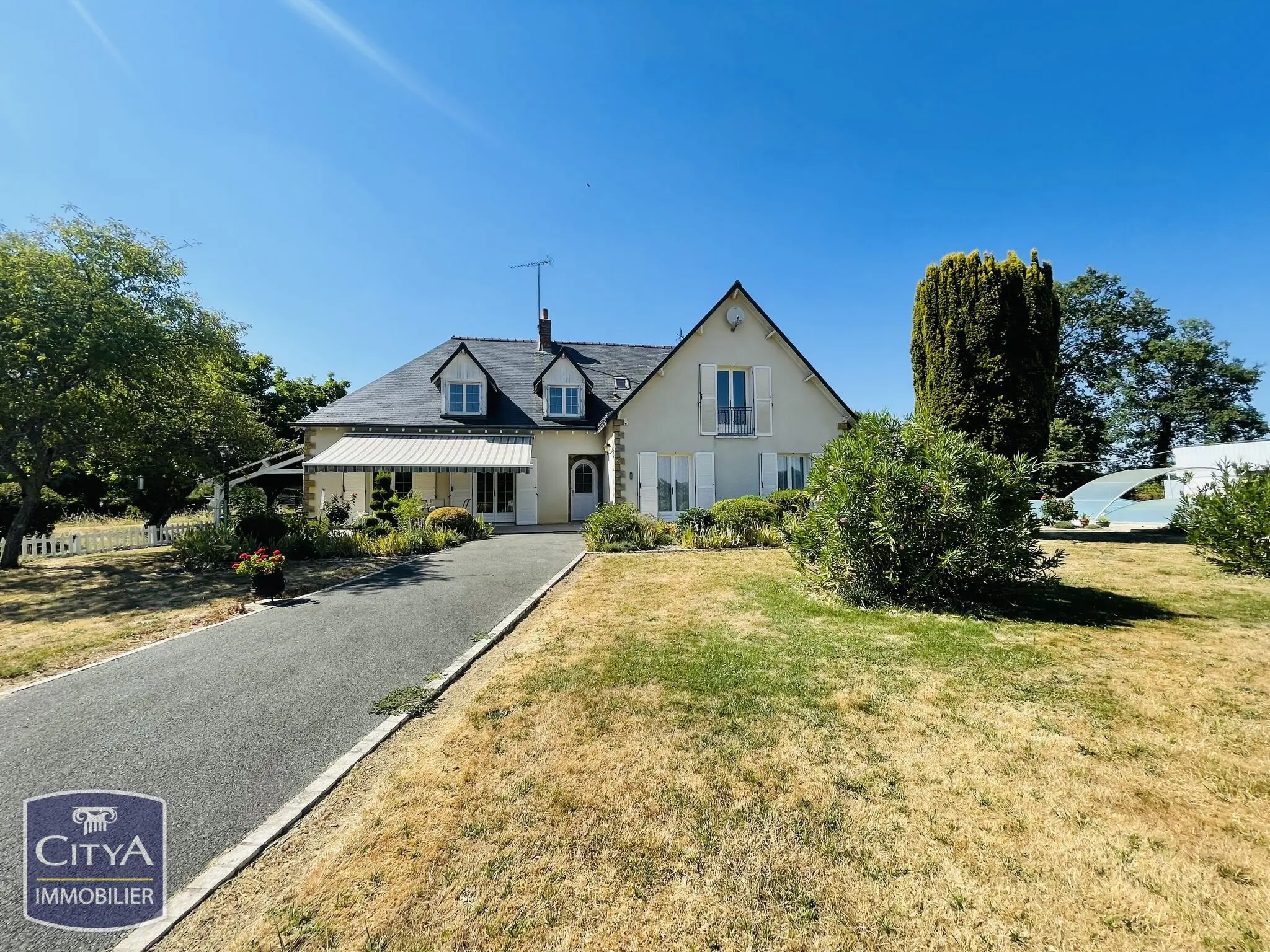 Maison 7 pièces à Neuvy-Saint-Sépulchre — photo 2