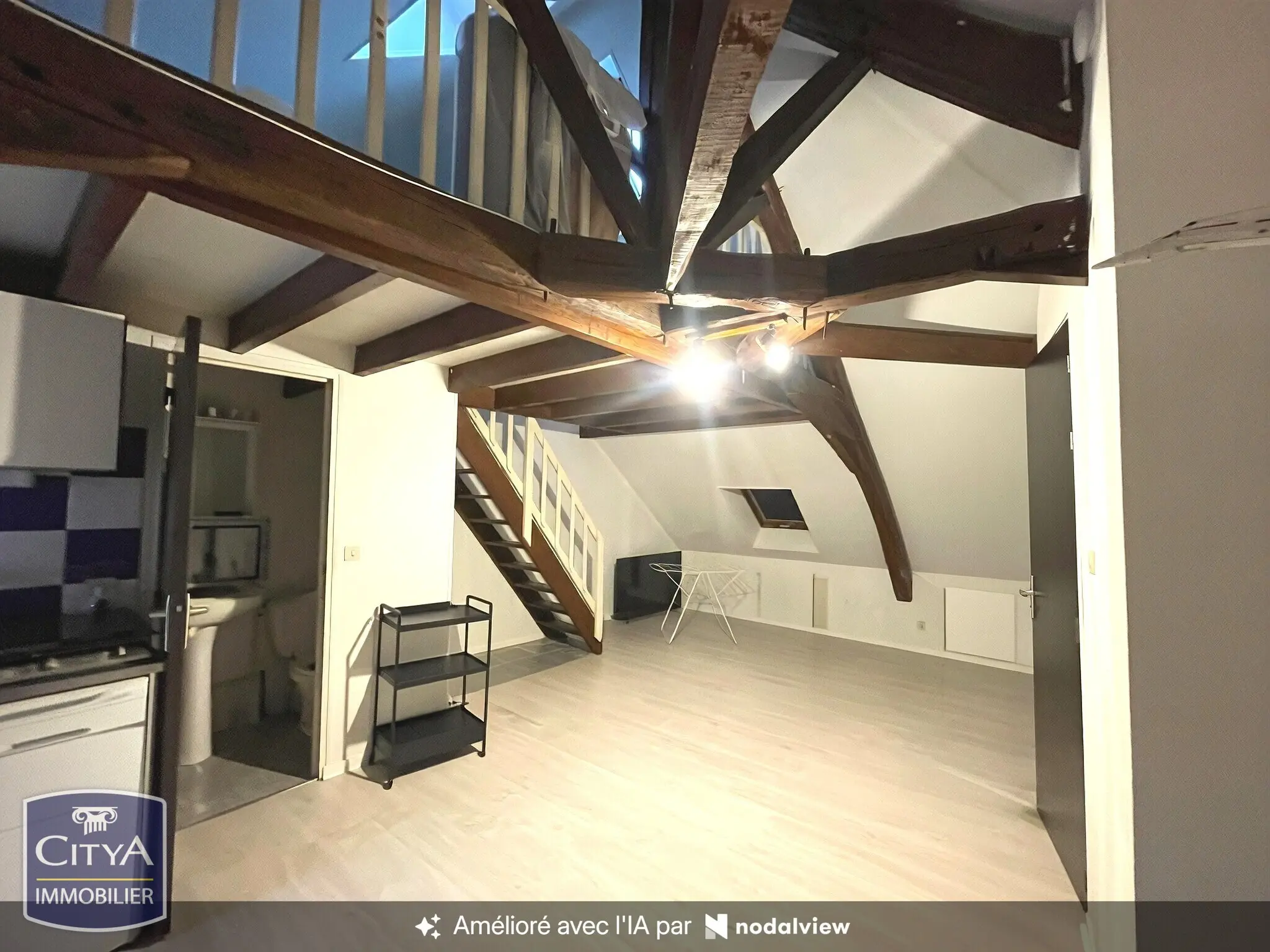 Immeuble à Châteauroux — photo 8