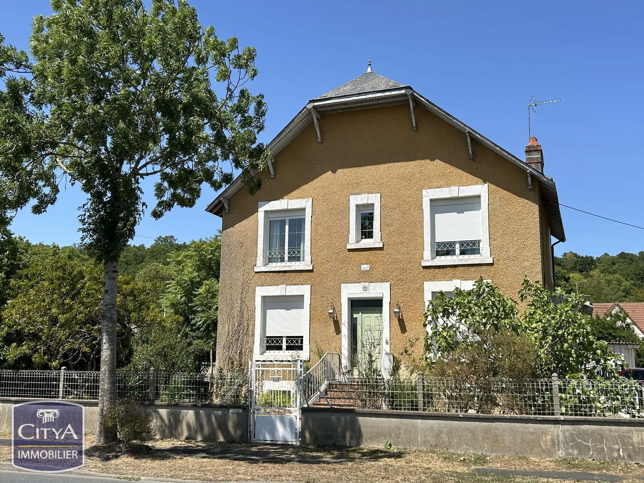 Maison 5 pièces 185m²