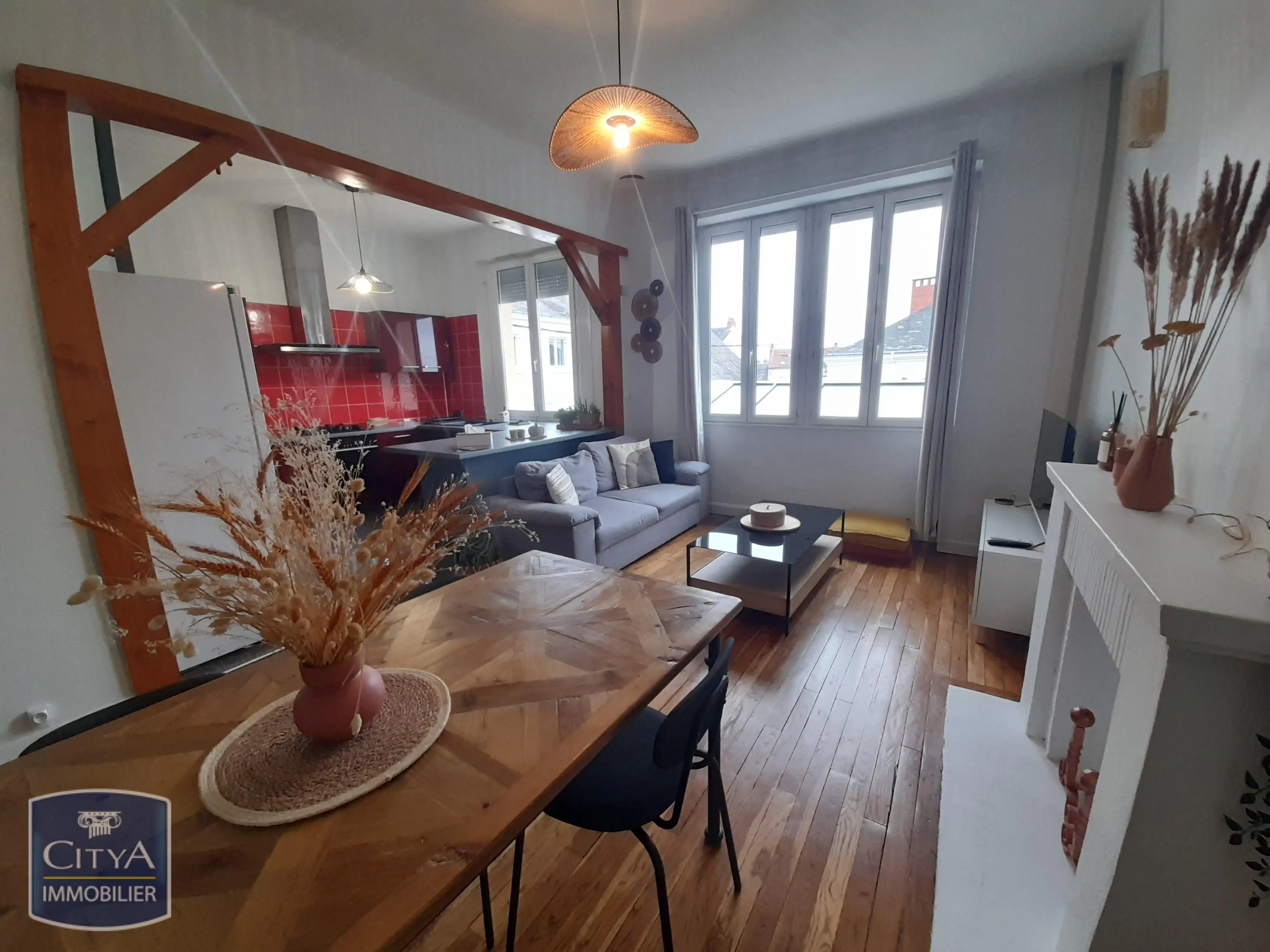 Immeuble à Châteauroux — photo 2