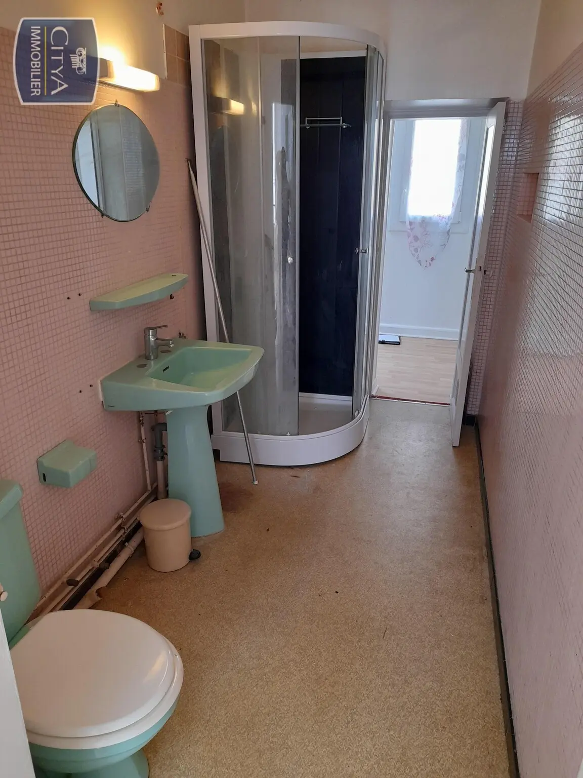Immeuble à Le Blanc — photo 13
