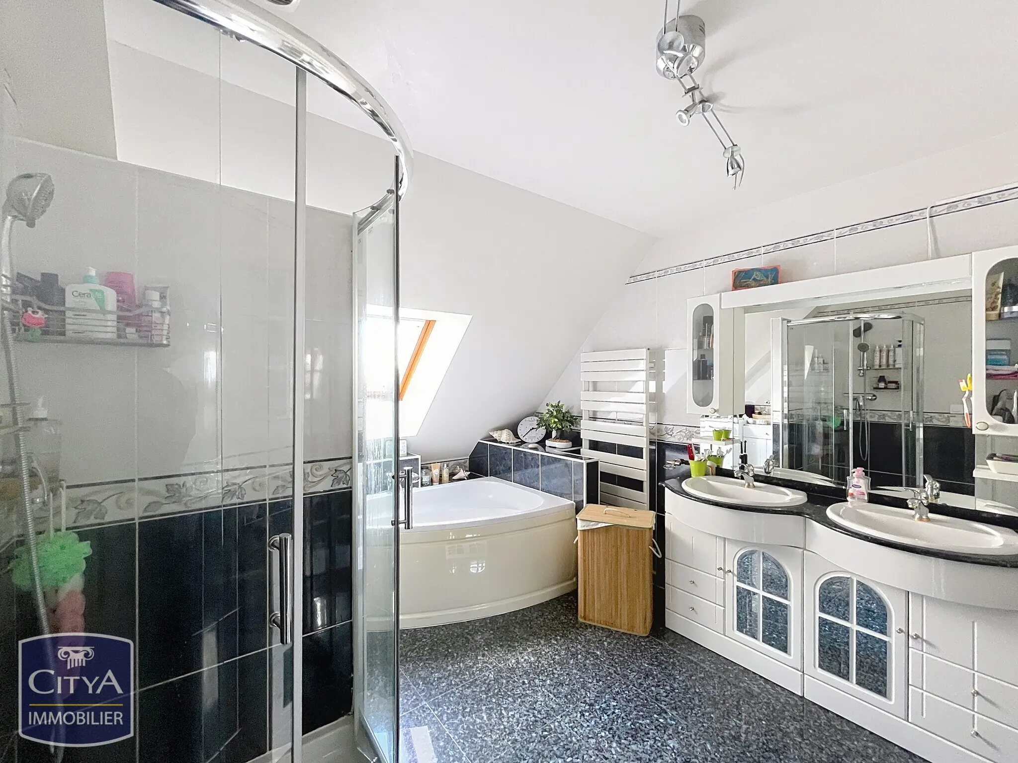 Maison 9 pièces à Lucé — photo 12