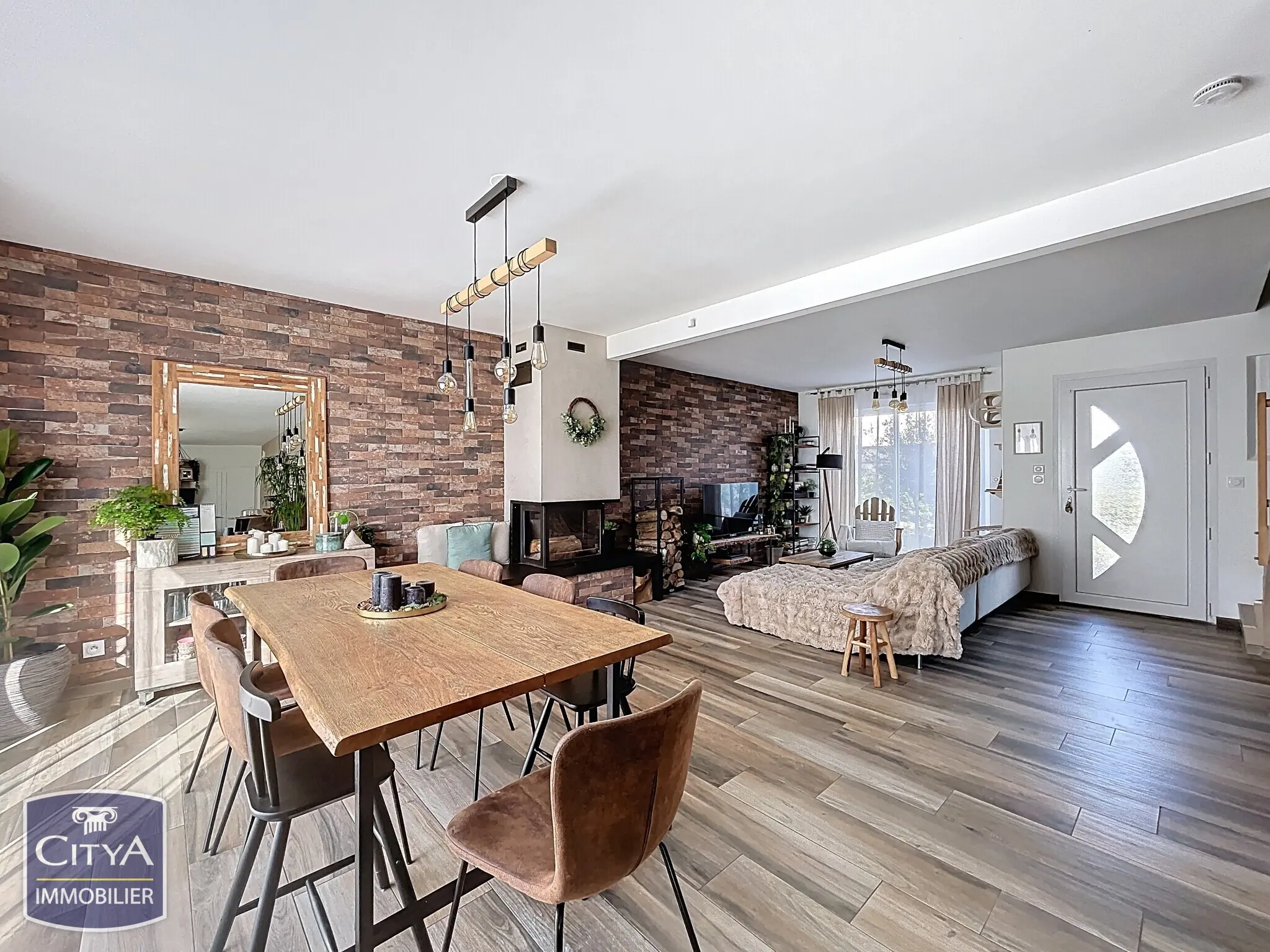 Maison 6 pièces à Lèves — photo 2