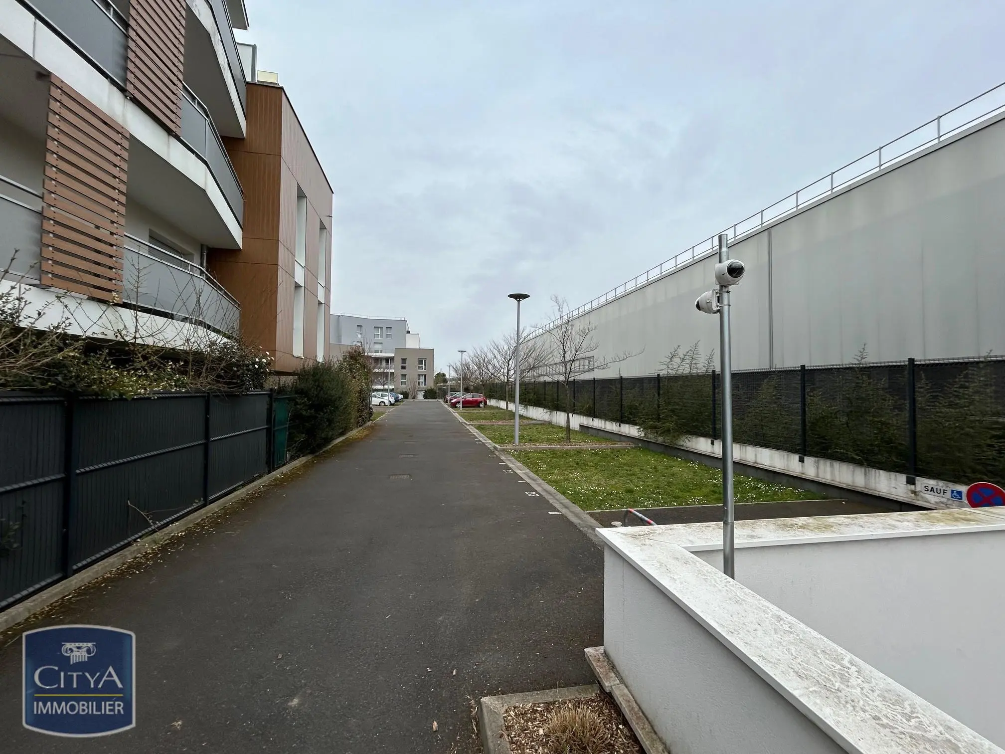 Parking à Antony — photo 2