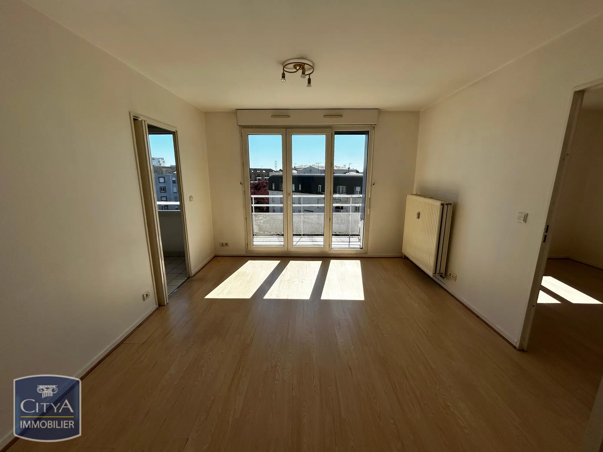 Appartement 2 pièces à Évry-Courcouronnes — photo 3