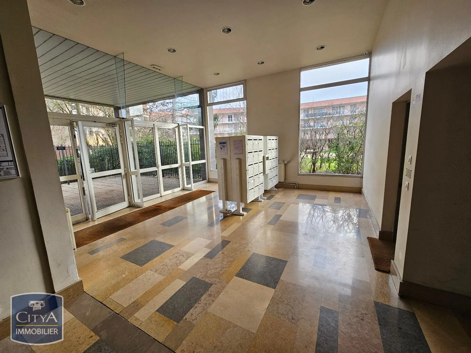Appartement 2 pièces à Évry-Courcouronnes — photo 10