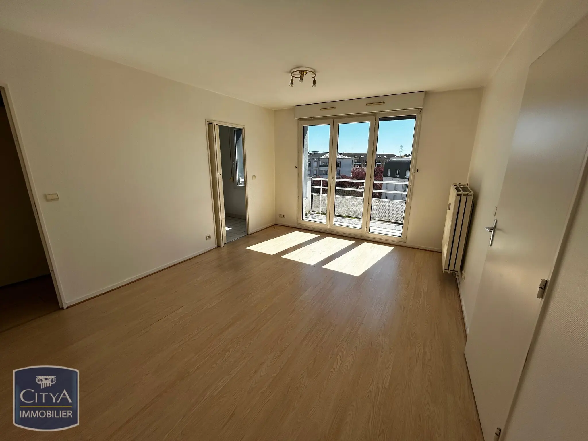 Appartement 2 pièces à Évry-Courcouronnes — photo 4