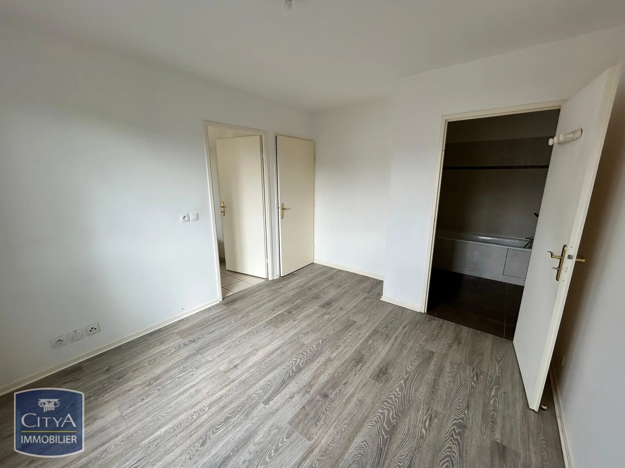 Appartement 2 pièces à Corbeil-Essonnes — photo 14