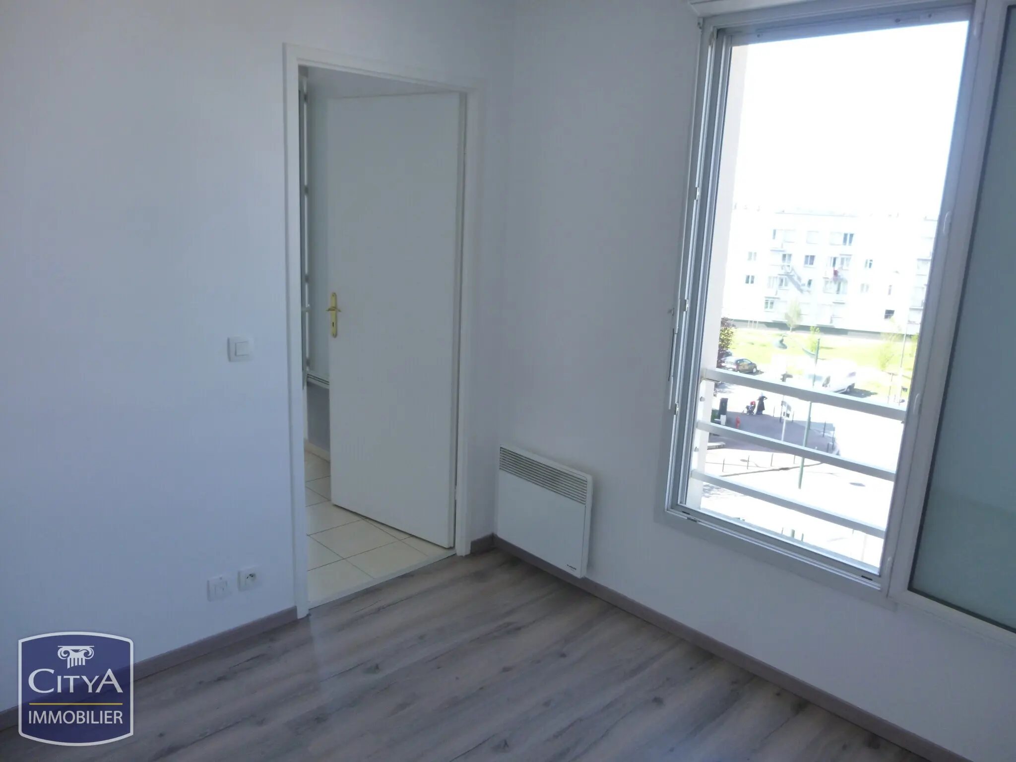 Appartement 1 pièces à Corbeil-Essonnes — photo 8