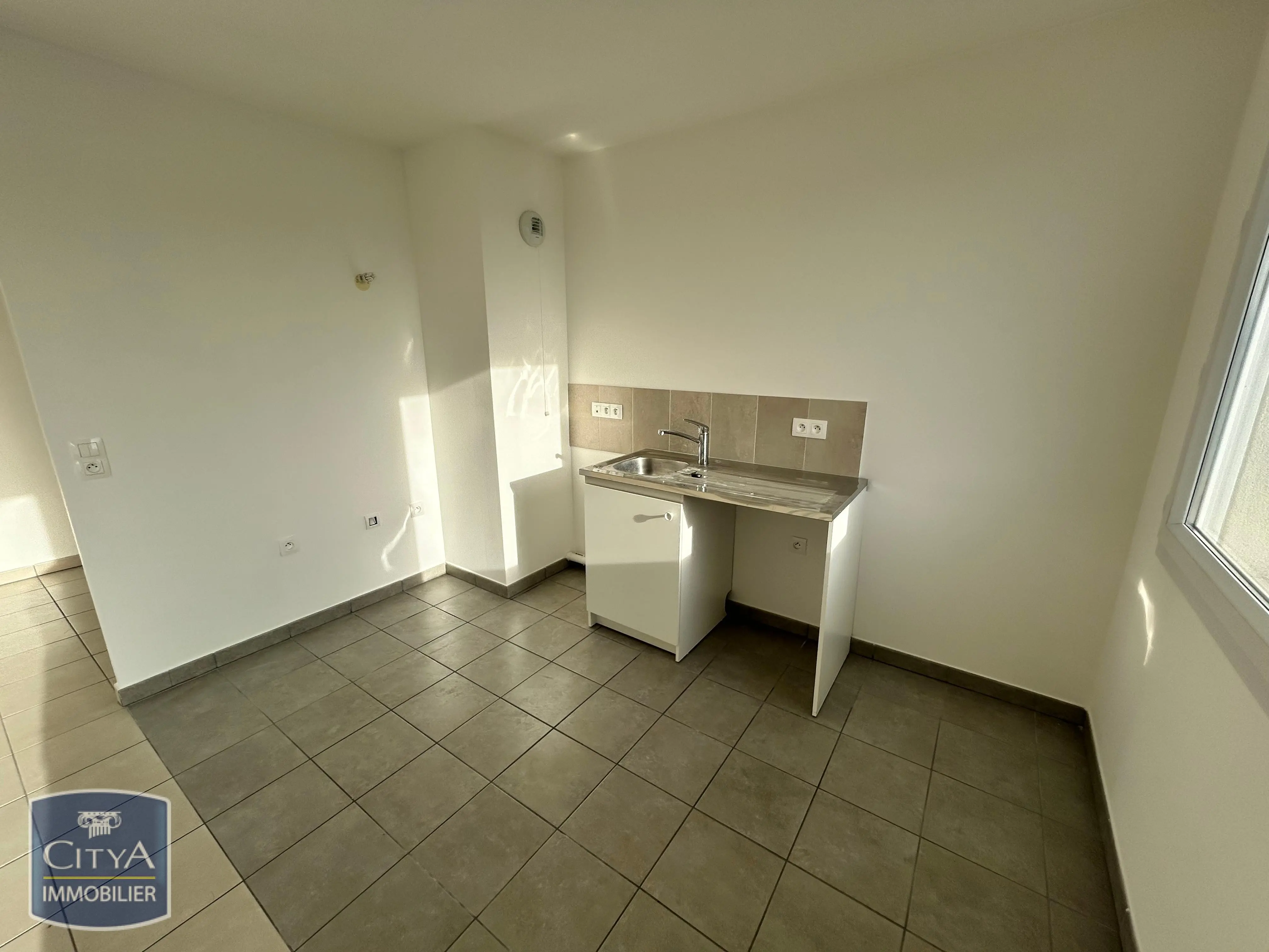 Appartement 3 pièces à Corbeil-Essonnes — photo 7
