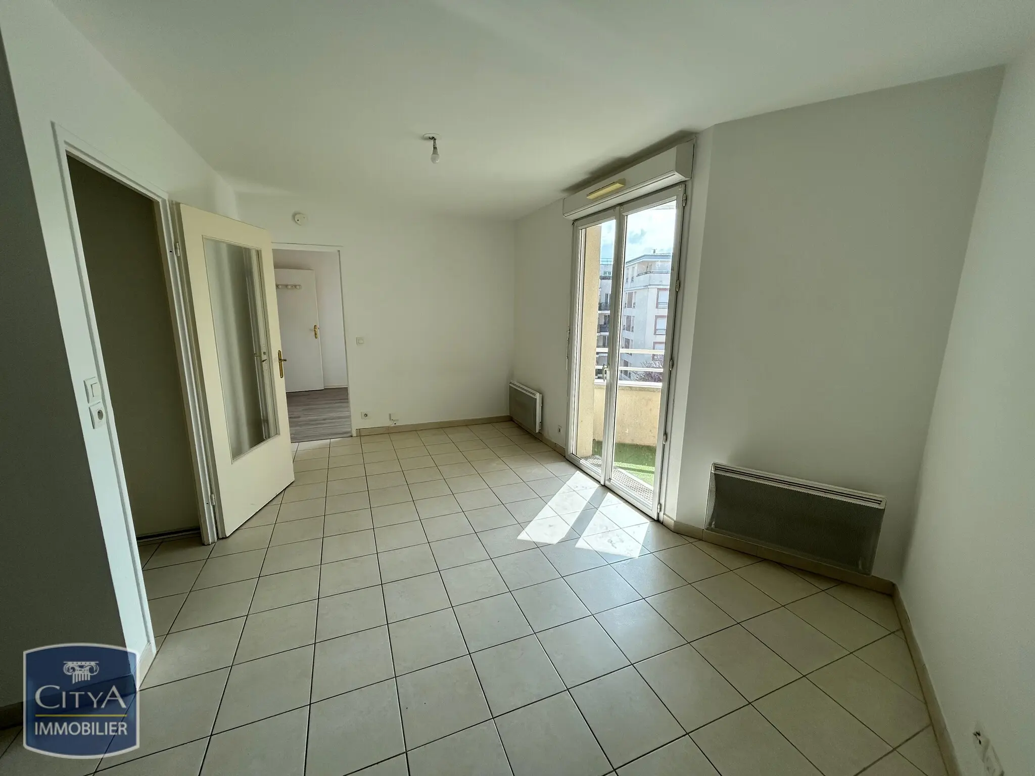 Appartement 2 pièces à Corbeil-Essonnes — photo 6