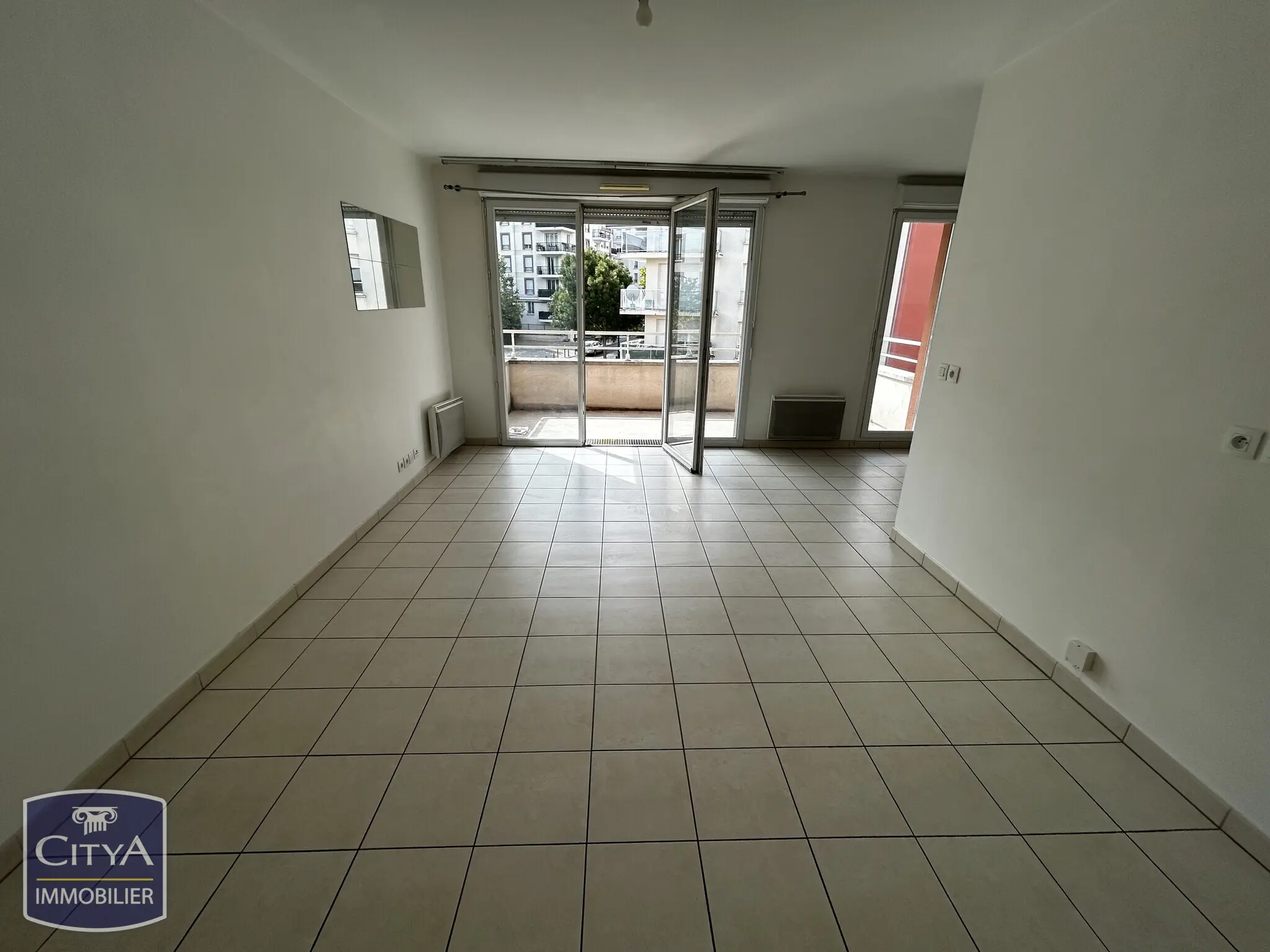 Appartement 3 pièces à Corbeil-Essonnes — photo 3