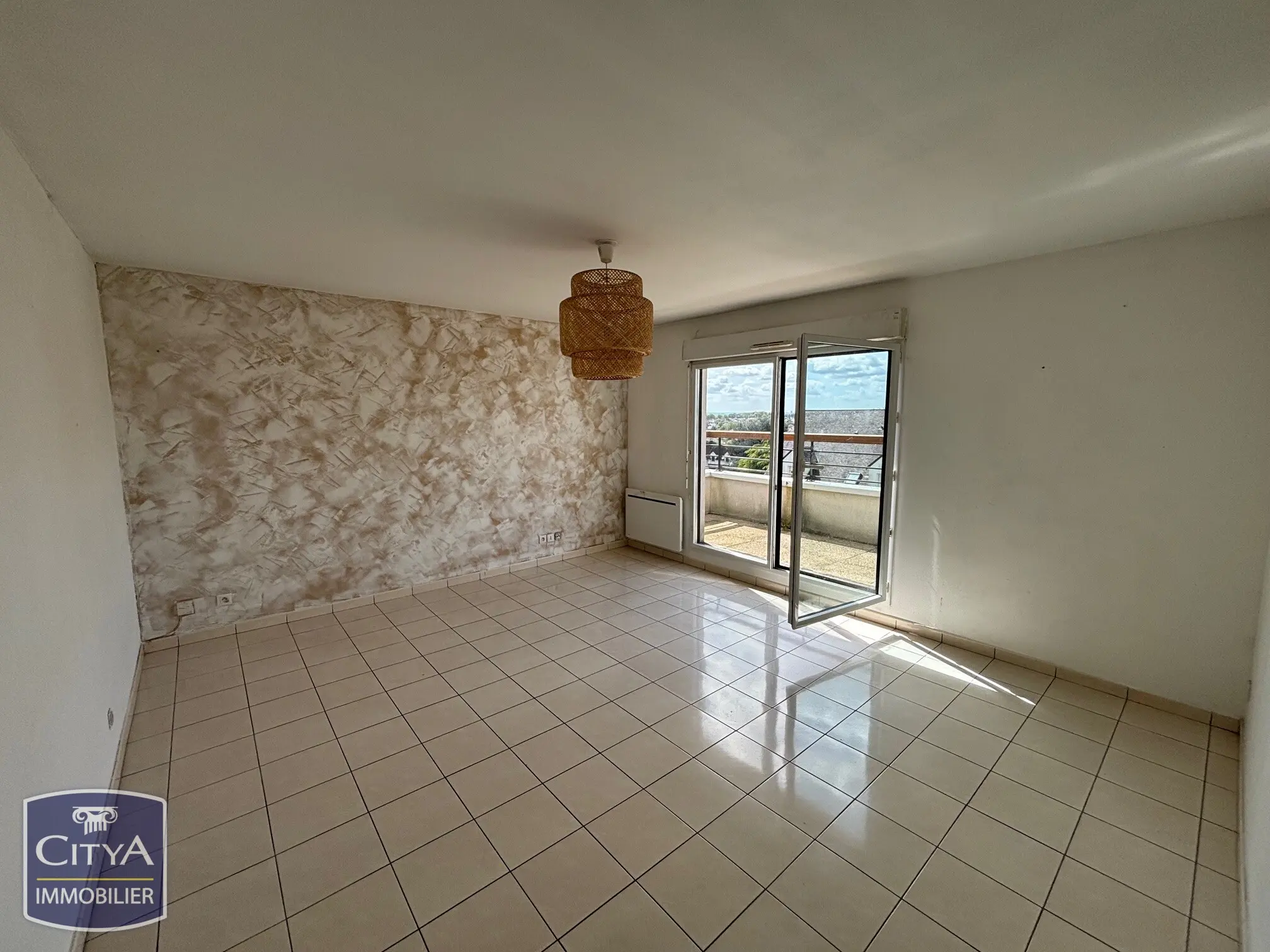 Appartement 4 pièces à Corbeil-Essonnes — photo 2