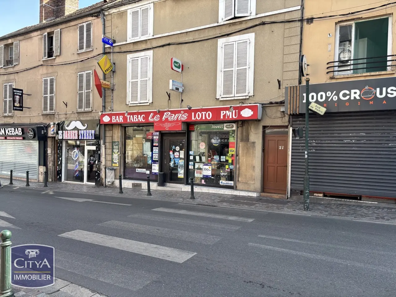 Immeuble à Corbeil-Essonnes — photo 17