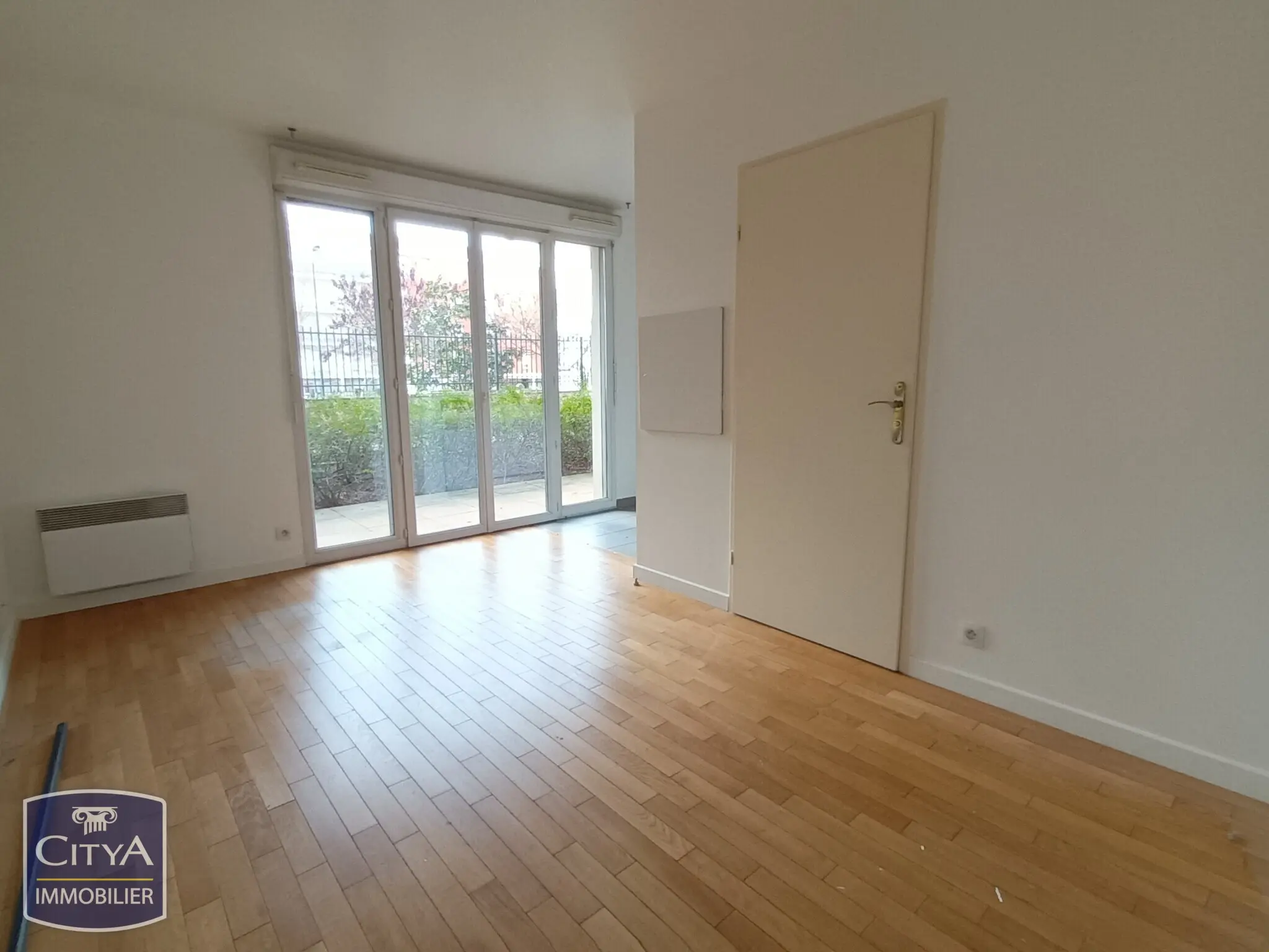 Appartement 1 pièces à Corbeil-Essonnes — photo 7