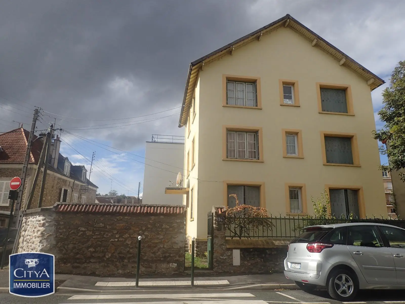 Immeuble undefined pièces 210m²