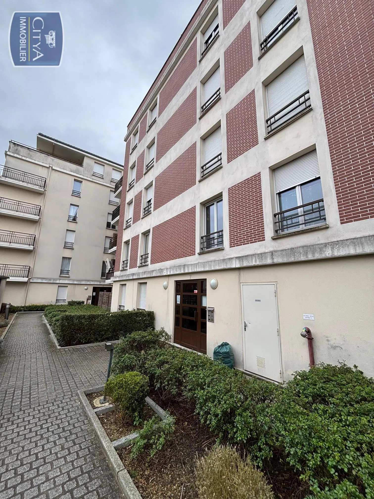 Appartement 3 pièces à Corbeil-Essonnes — photo 3