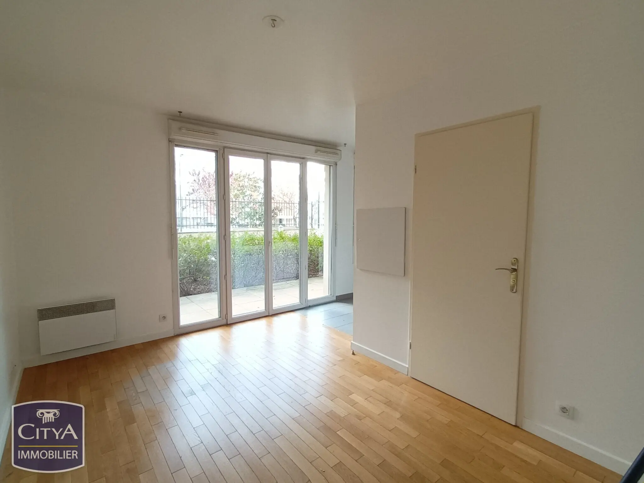 Appartement 1 pièces à Corbeil-Essonnes — photo 5