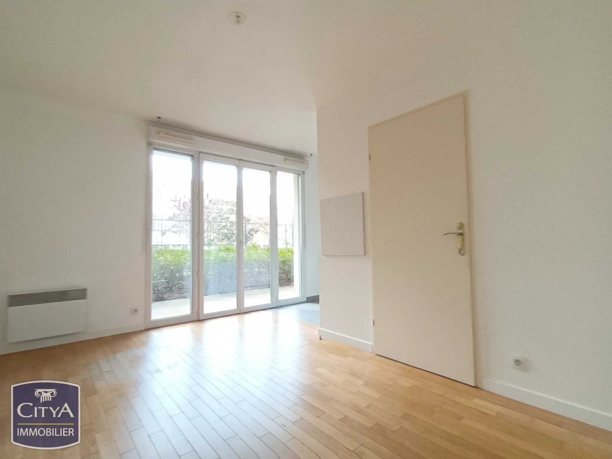 Appartement 1 pièces à Corbeil-Essonnes — photo 8