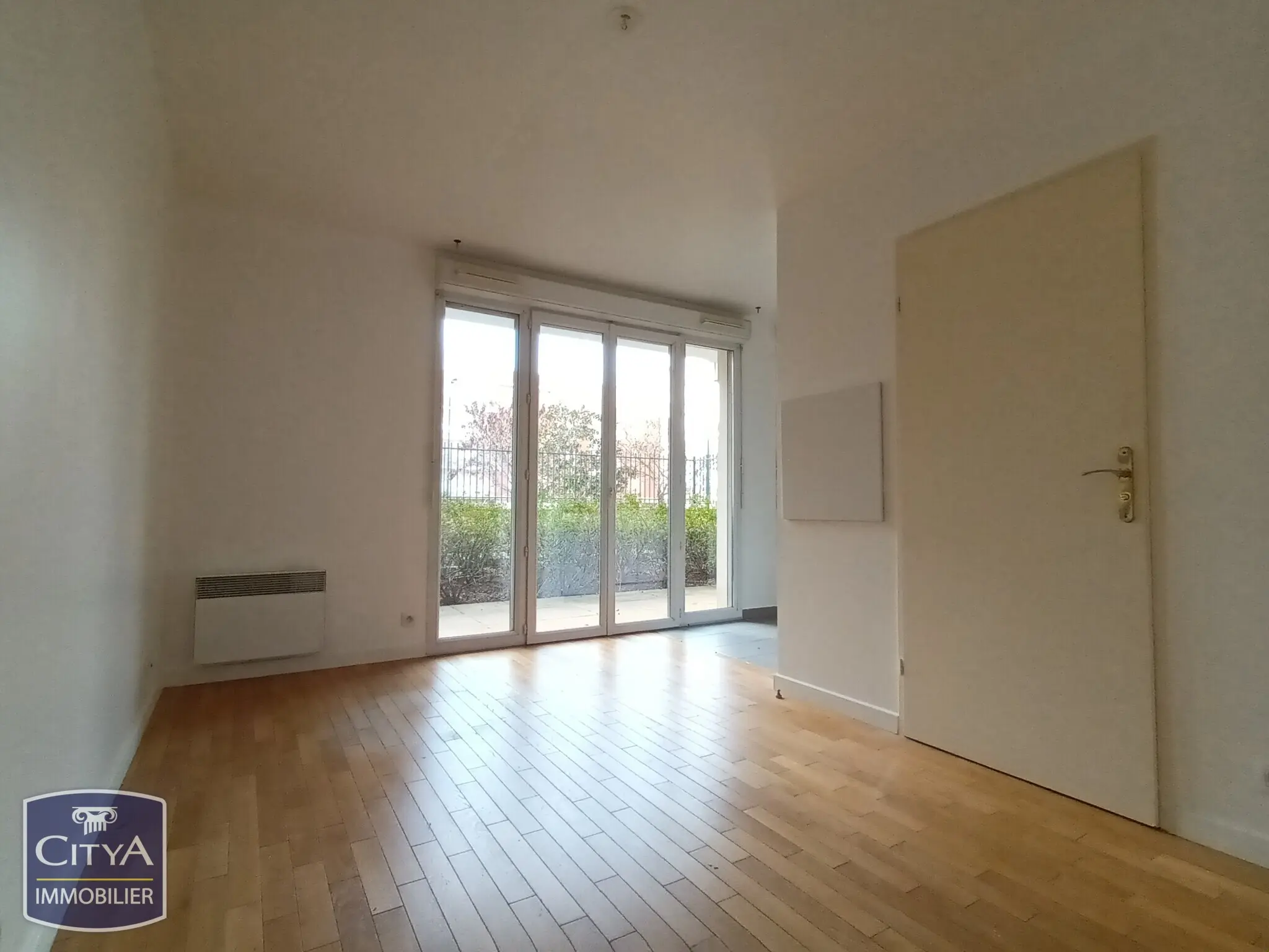 Appartement 1 pièces à Corbeil-Essonnes — photo 6