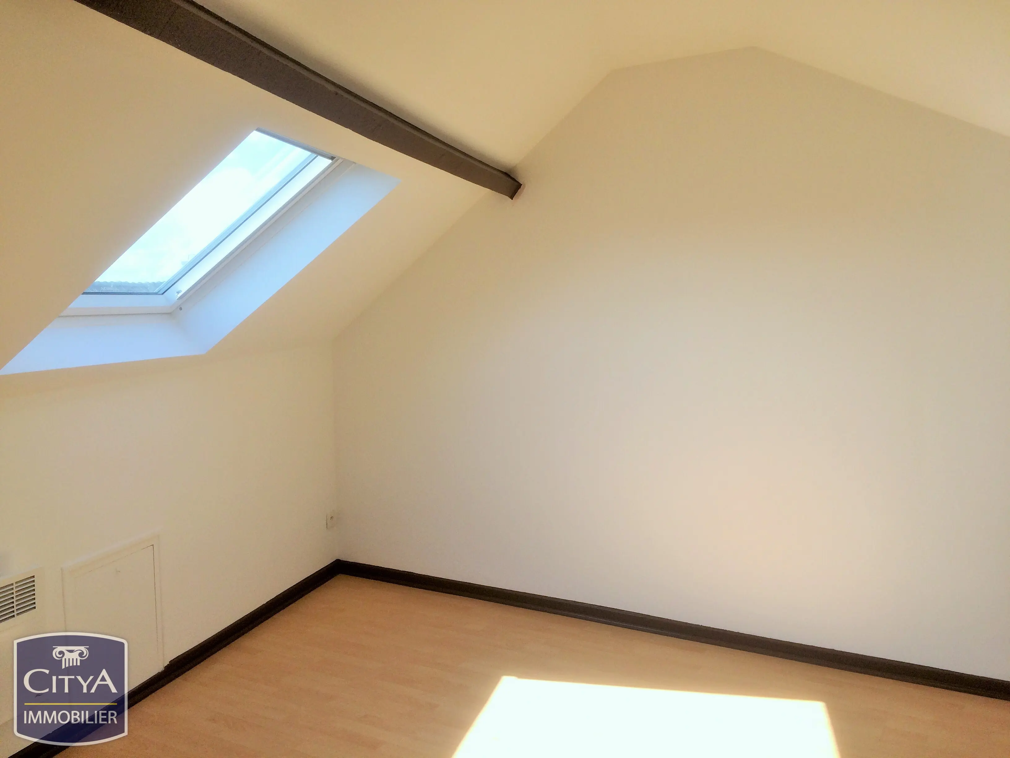 Immeuble à Corbeil-Essonnes — photo 7