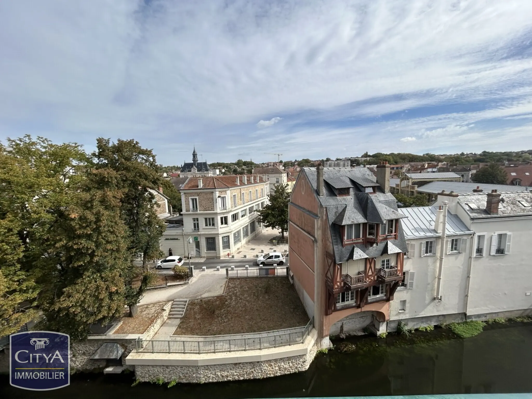 Appartement 5 pièces à Corbeil-Essonnes — photo 3