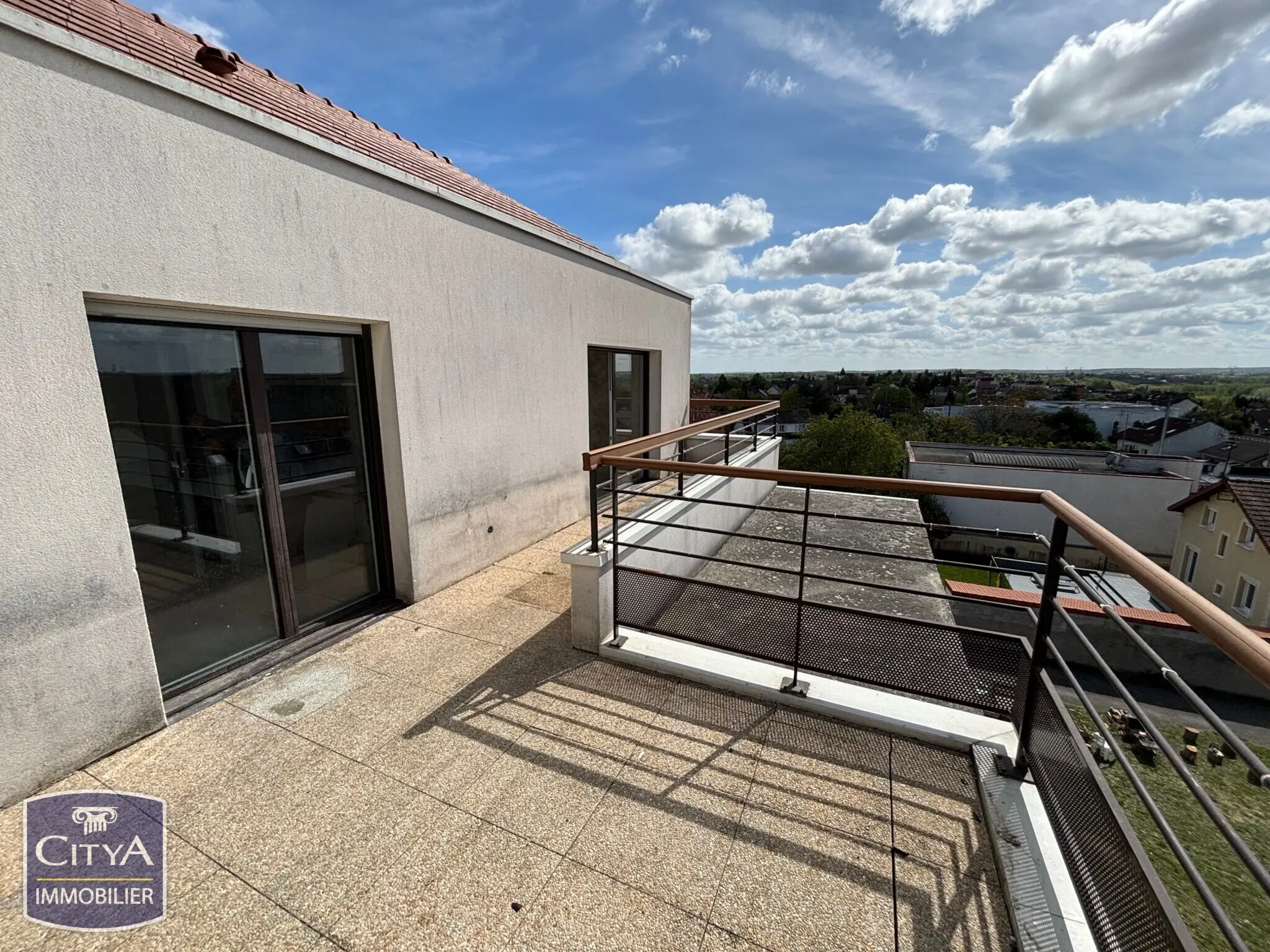 Appartement 4 pièces à Corbeil-Essonnes — photo 3