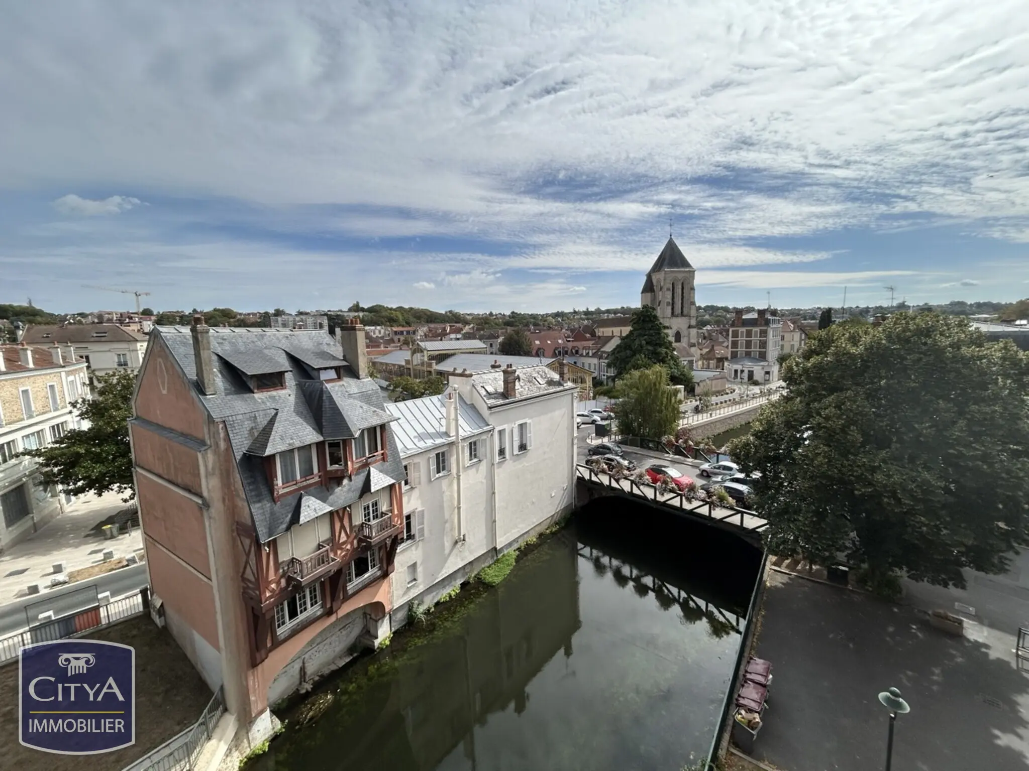 Appartement 5 pièces à Corbeil-Essonnes — photo 2