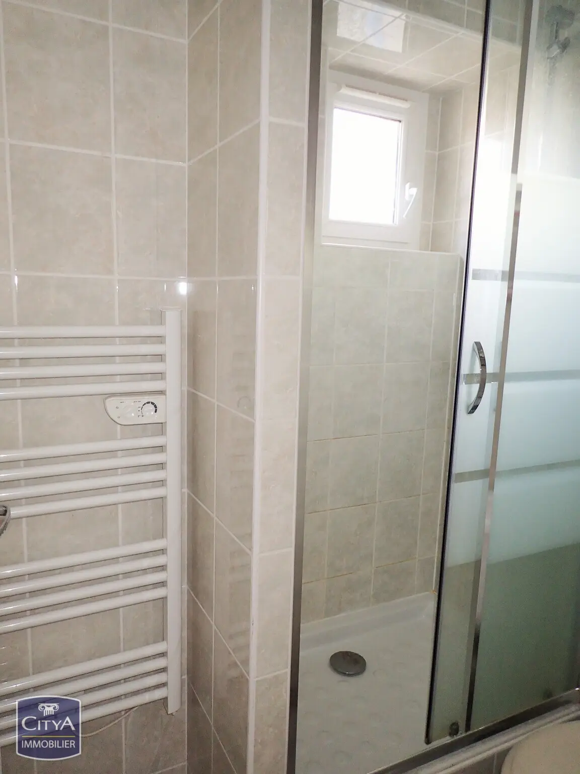 Immeuble à Corbeil-Essonnes — photo 11