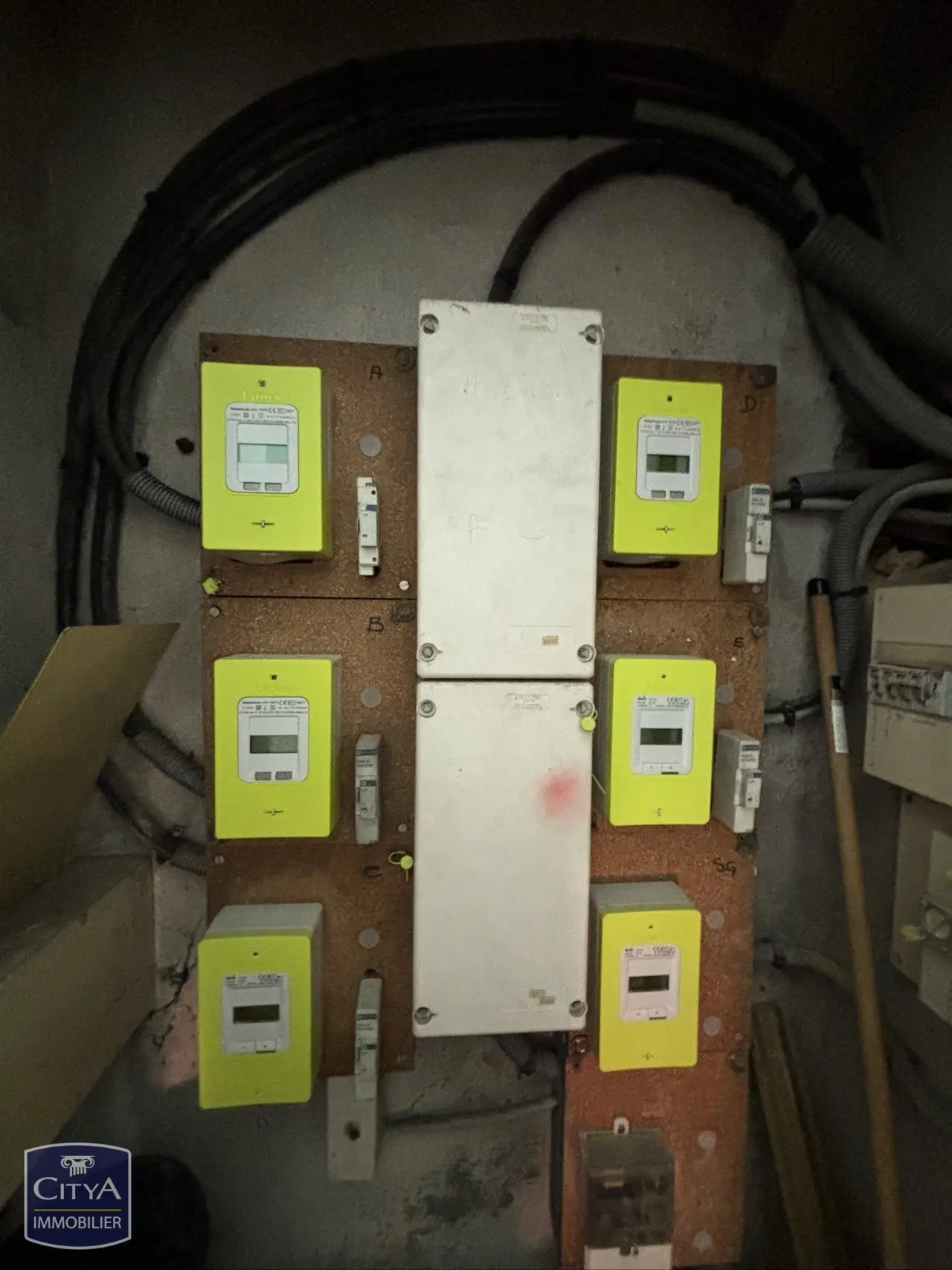 Immeuble à Corbeil-Essonnes — photo 18
