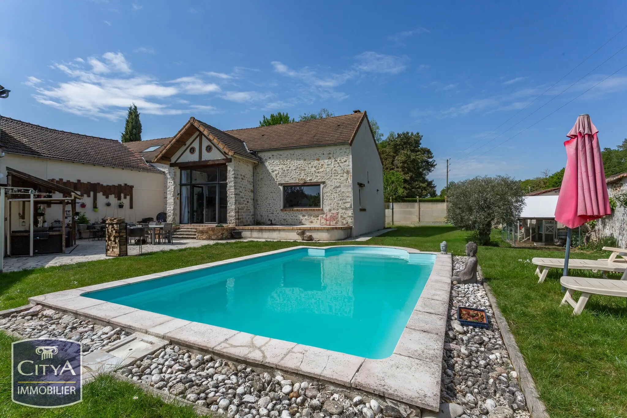 Maison 6 pièces 191m²