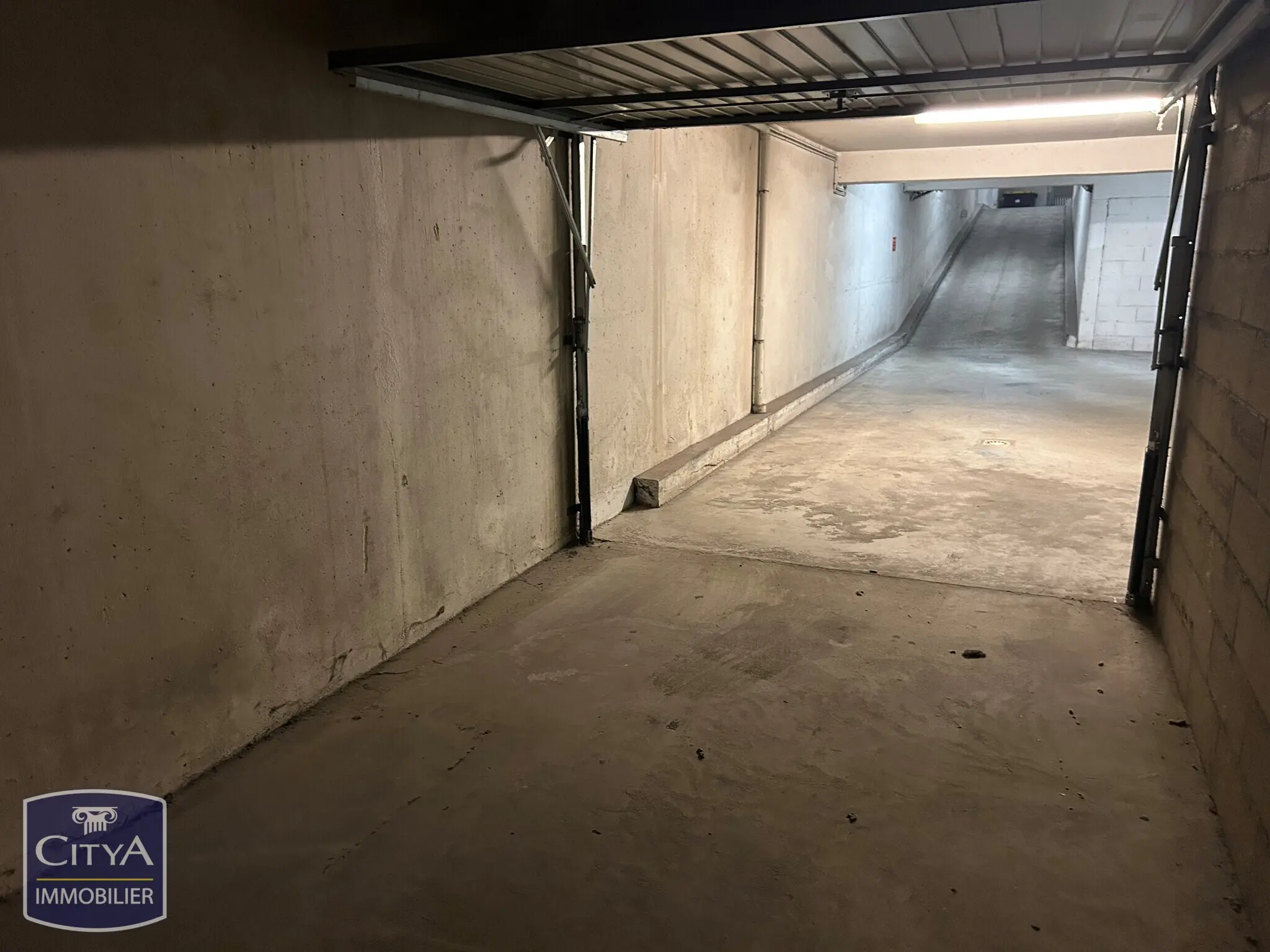 Parking à Arpajon — photo 2