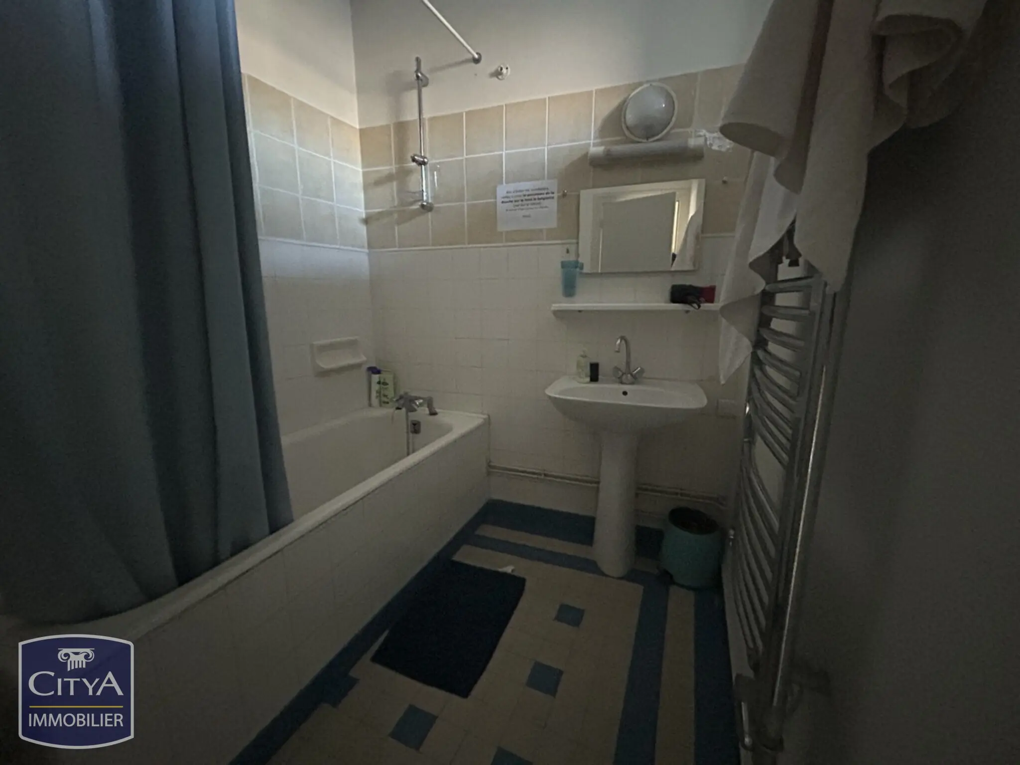 Immeuble à Poitiers — photo 15