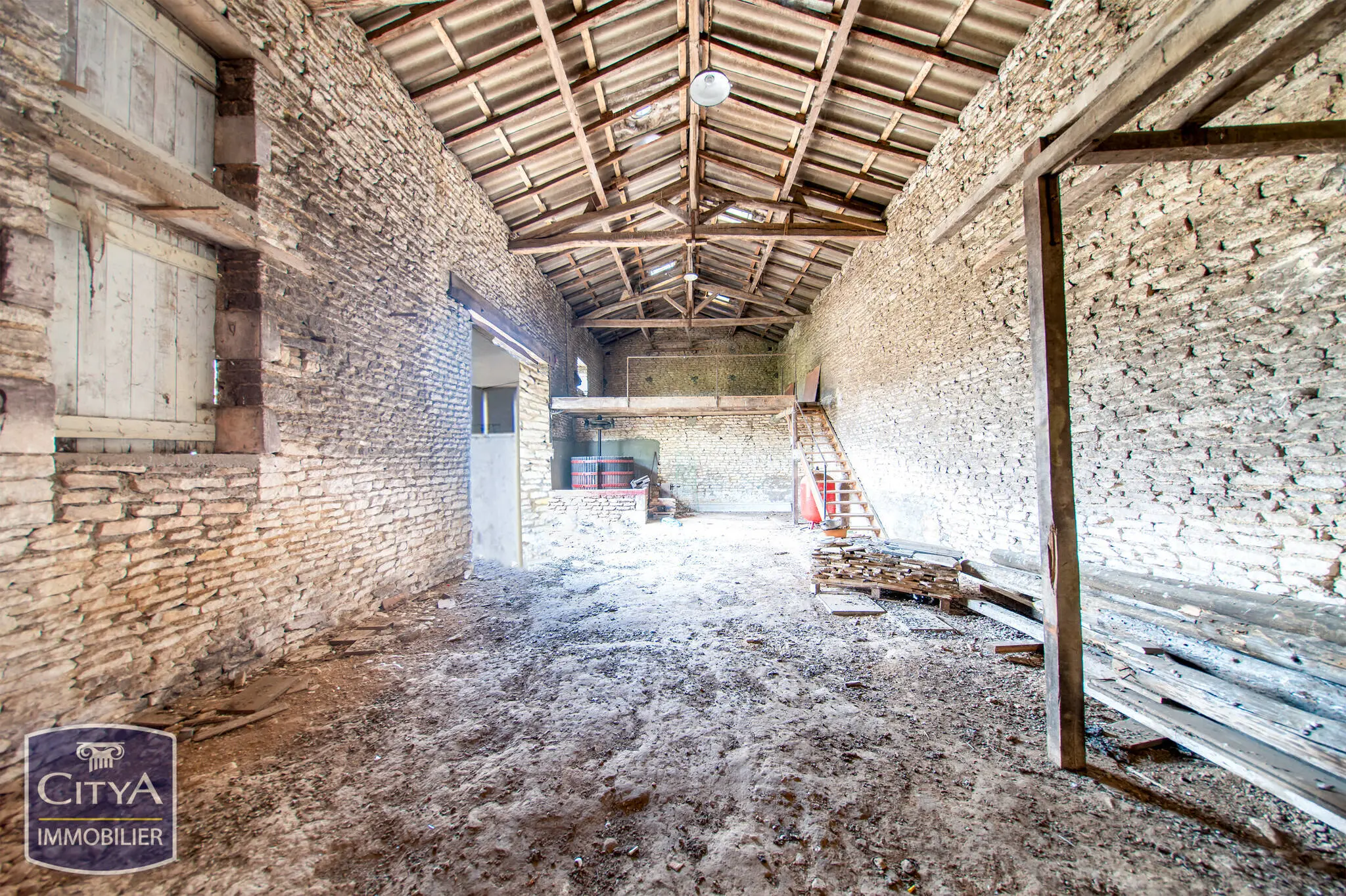 Maison 1 pièces à Neuville-de-Poitou — photo 6
