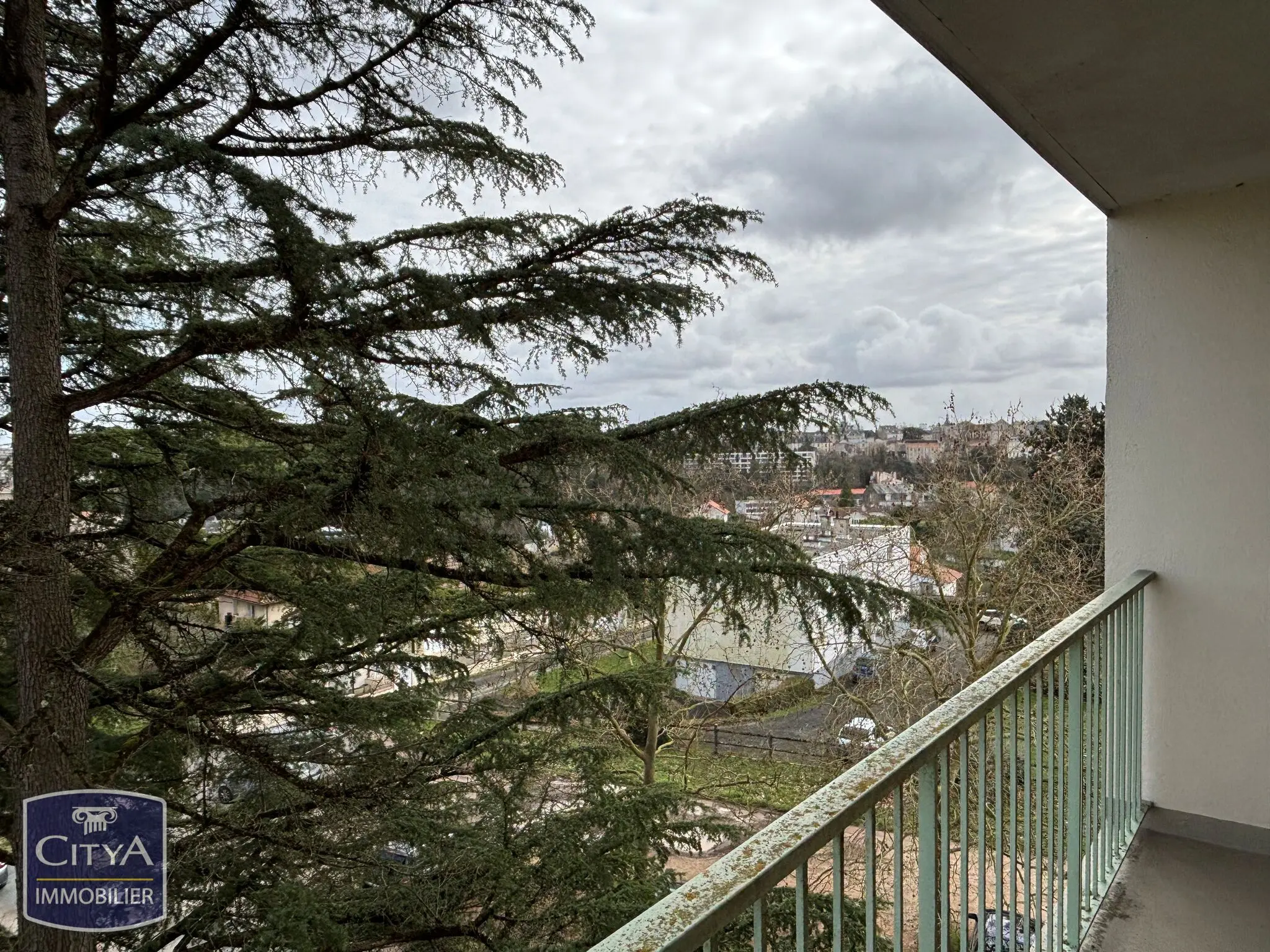 Appartement 4 pièces à Poitiers — photo 4