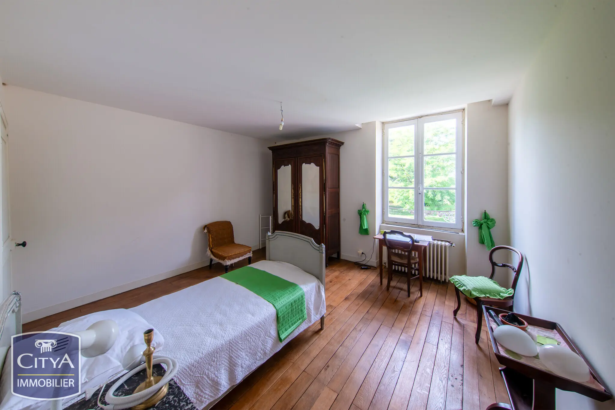 Maison 10 pièces à La Villedieu-du-Clain — photo 11